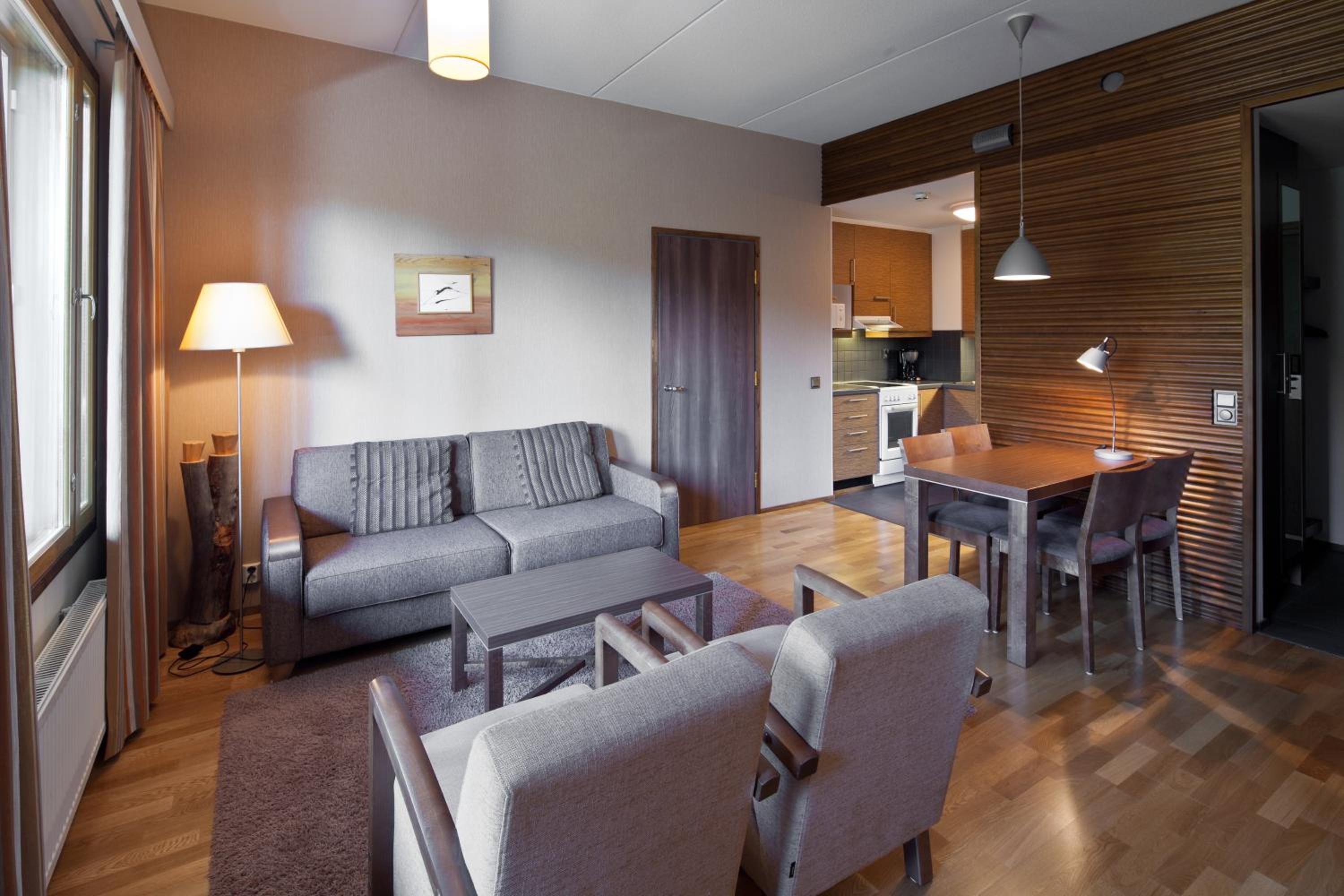 Two-Bedroom Suite with Sauna - Photo 9