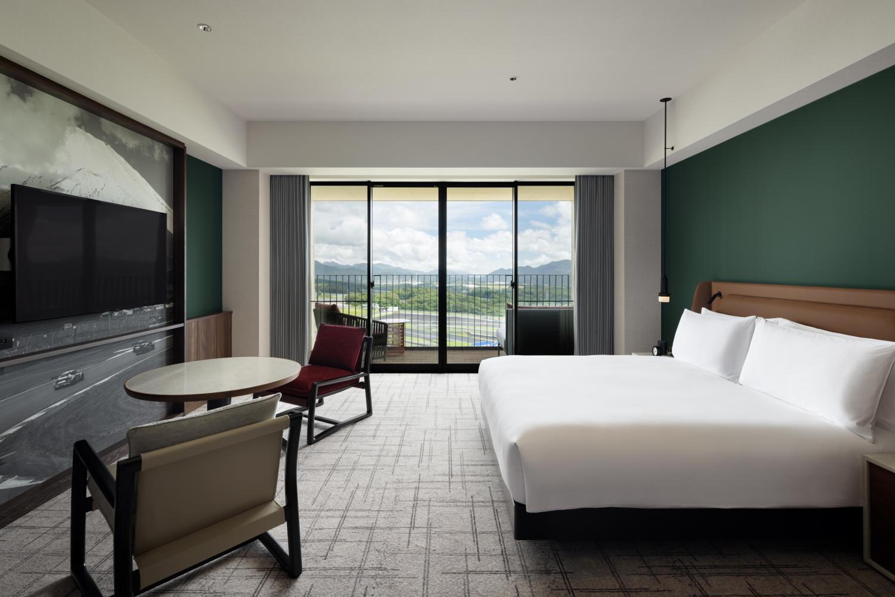 King Room with Circuit View