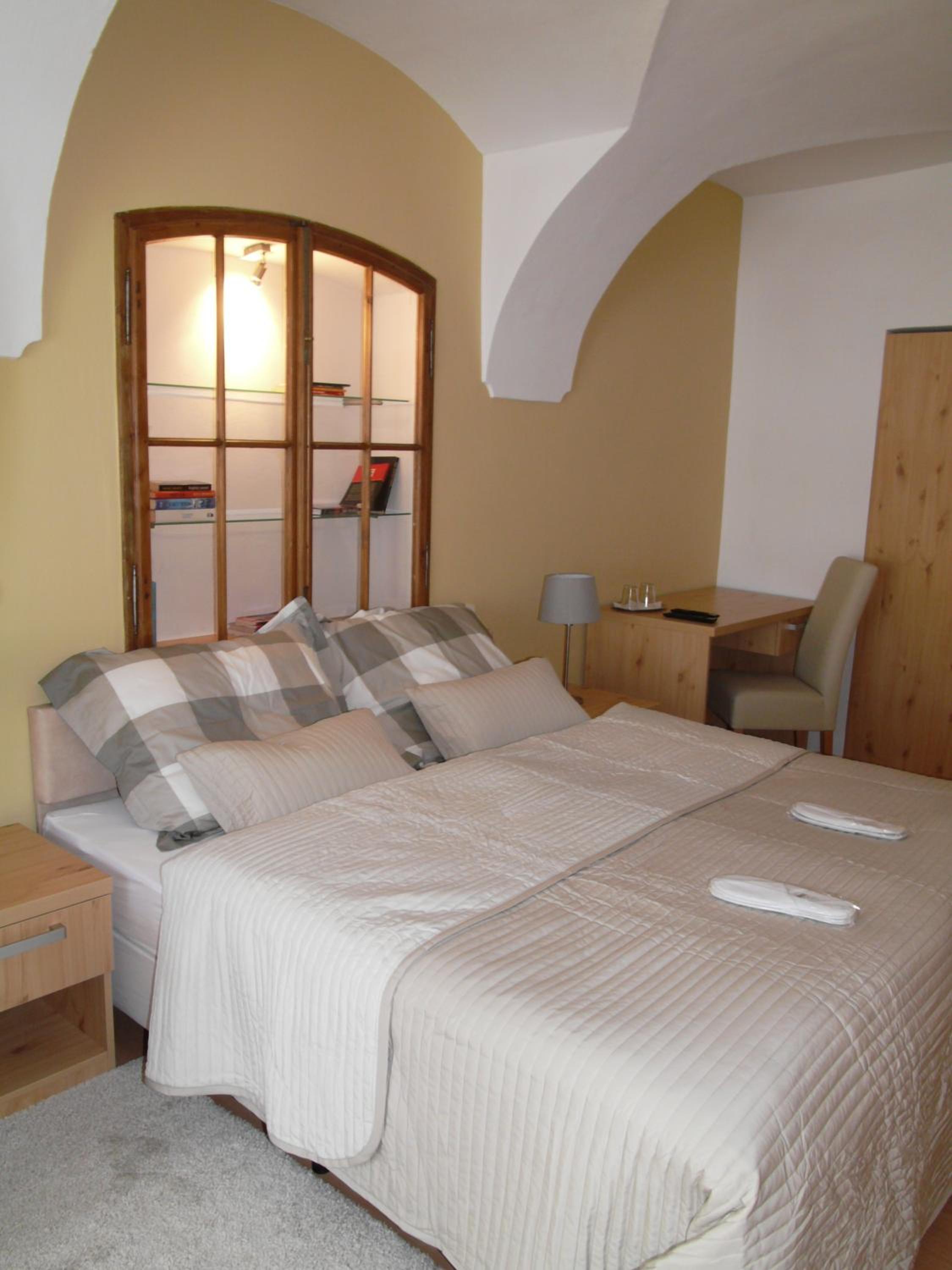 Deluxe Double or Twin Room photo 1