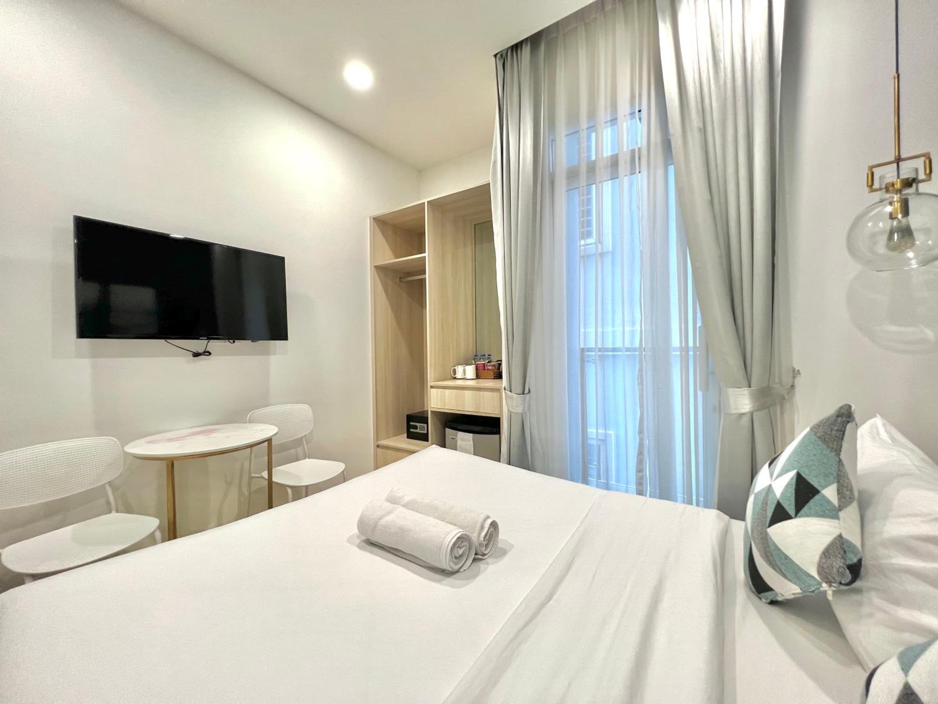 Double Room - Photo 3