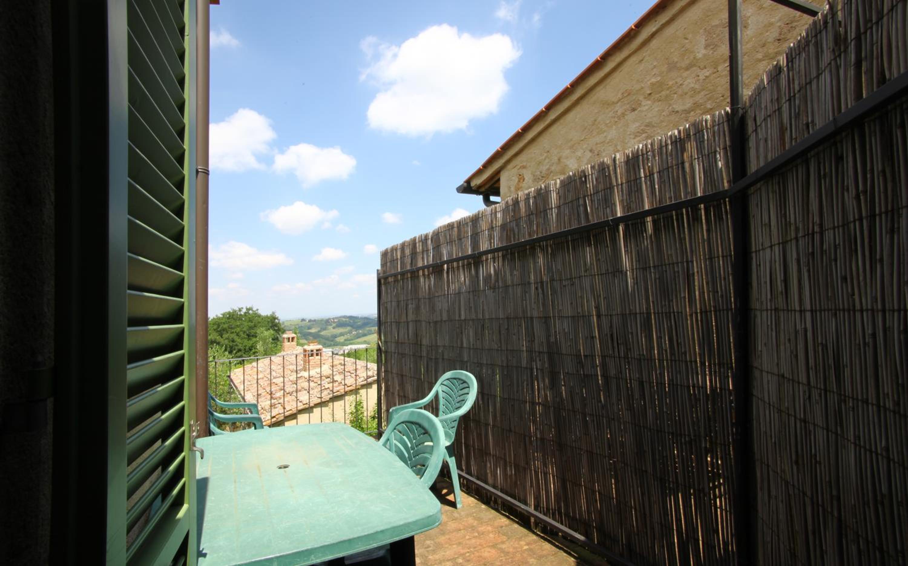 Two-Bedroom Apartment with Terrace (7 Adults) photo 2