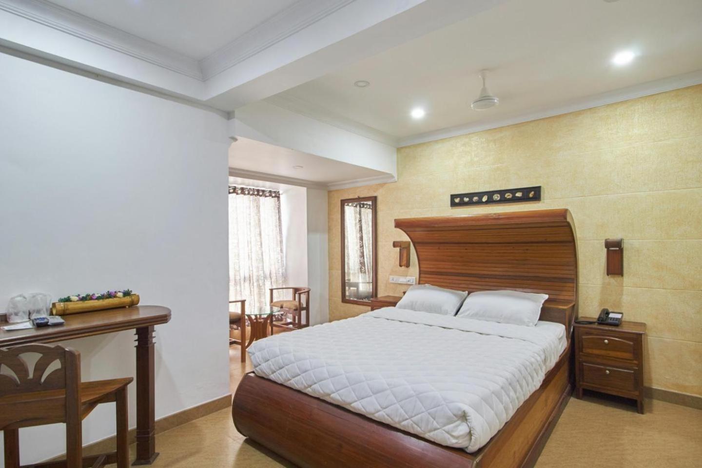 Queen Room - Photo 6