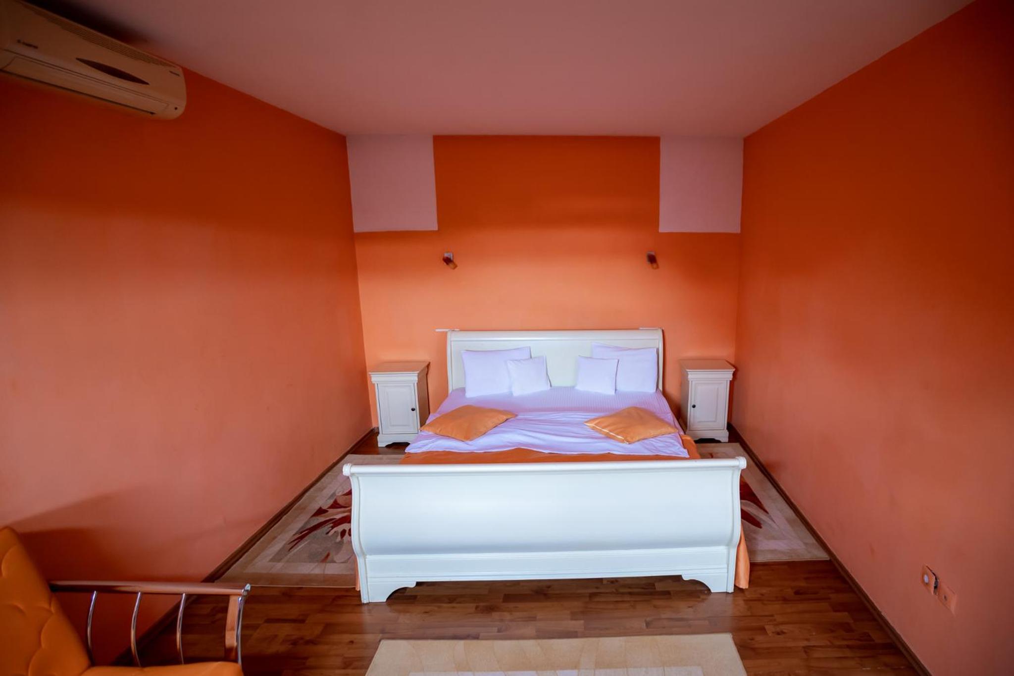 Apartment - Photo 10