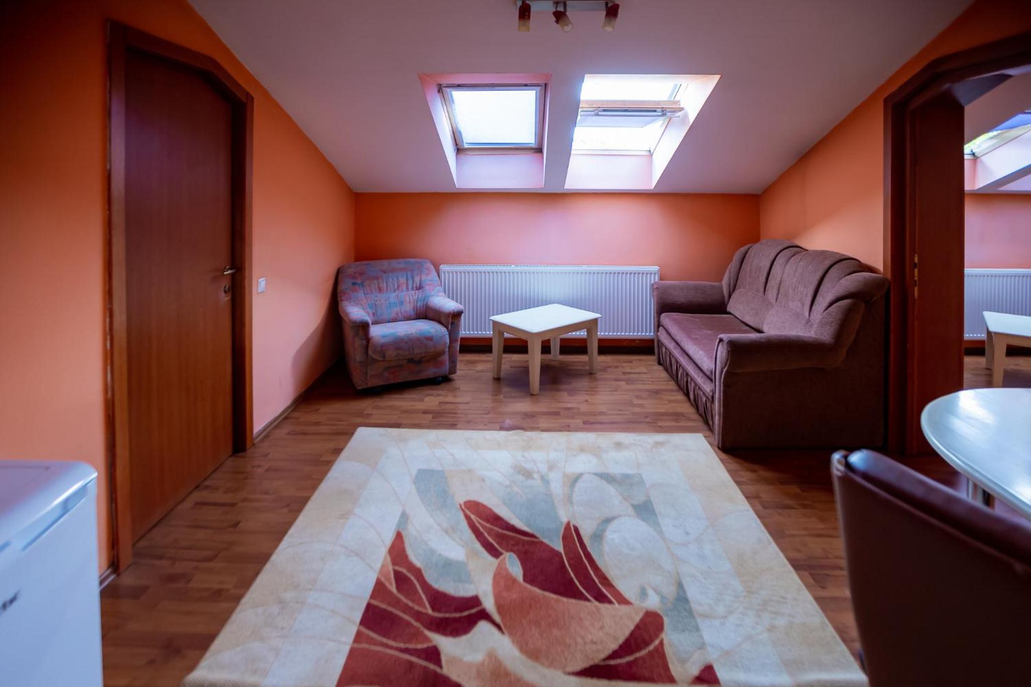 Apartment - Photo 12