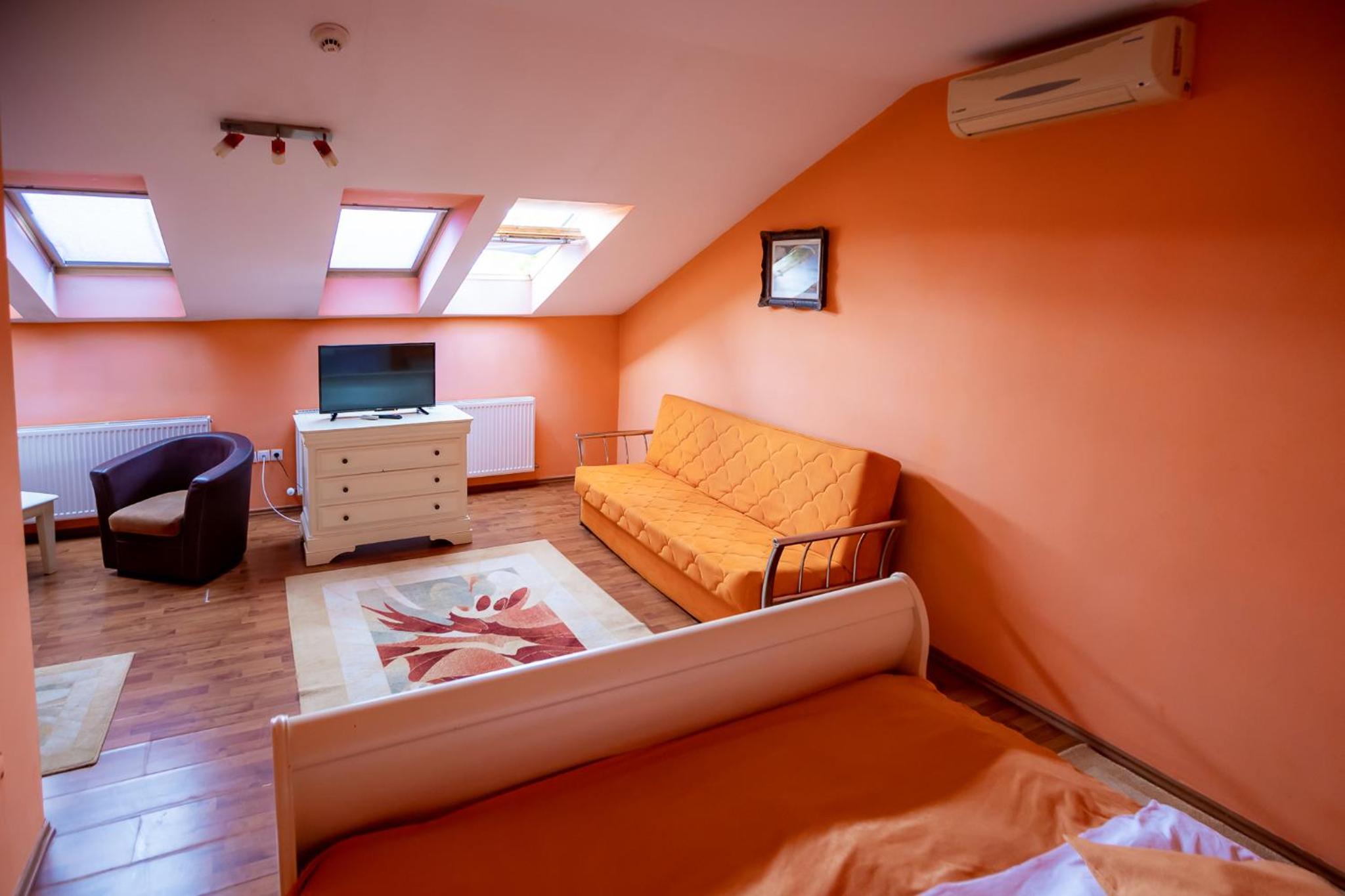 Apartment - Photo 8