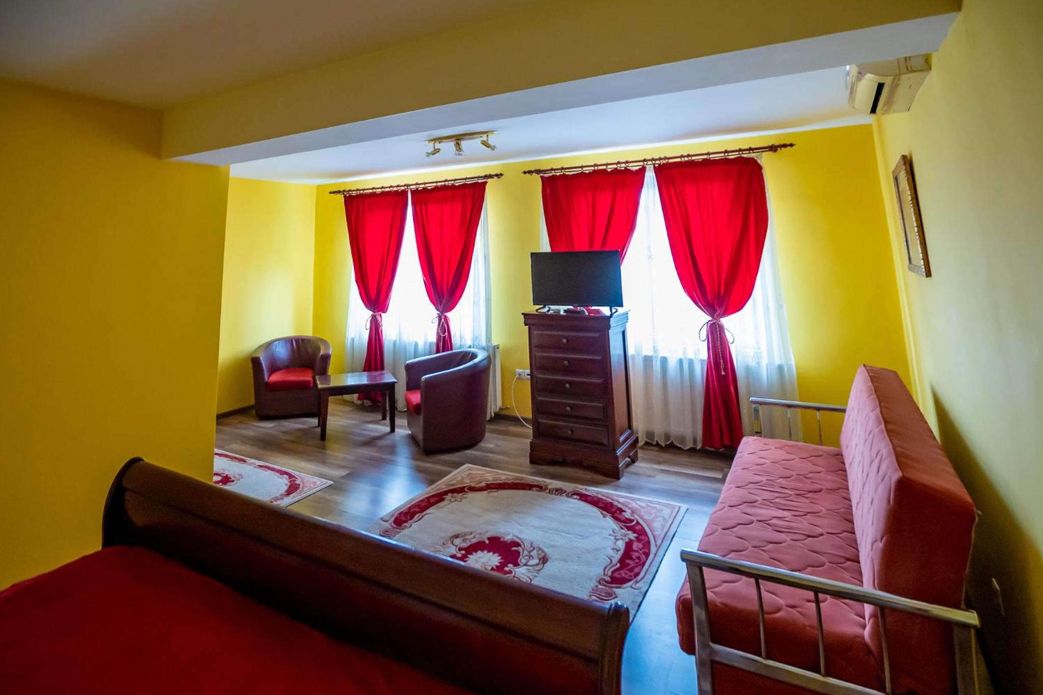 Apartment - Photo 25