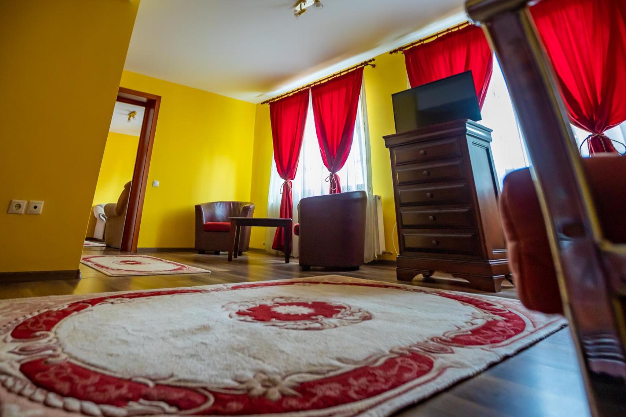 Apartment - Photo 24