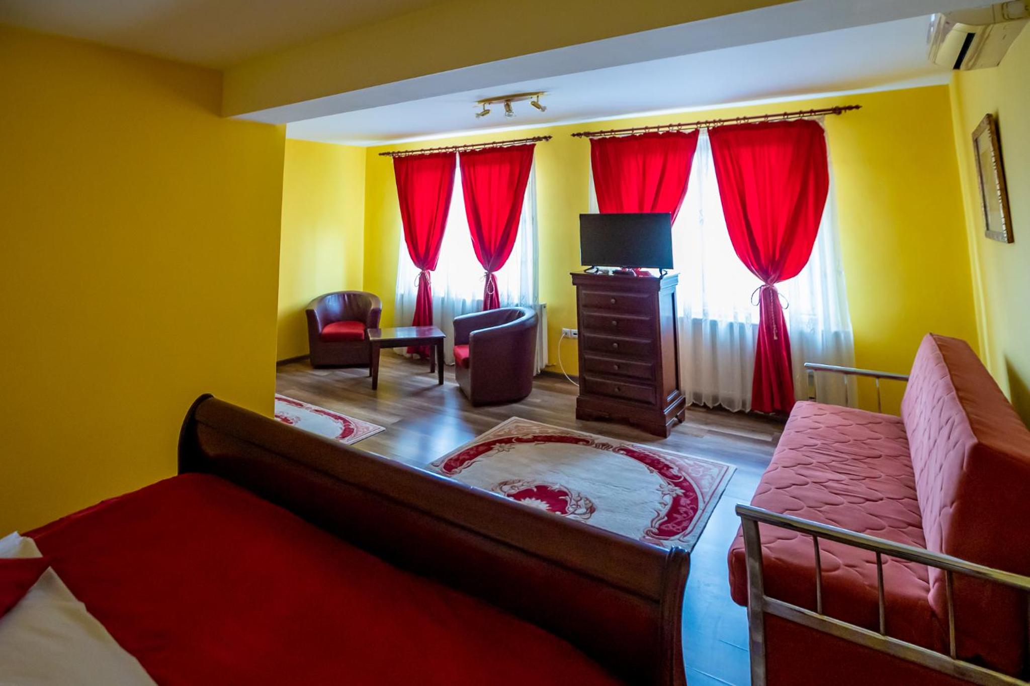 Apartment - Photo 34