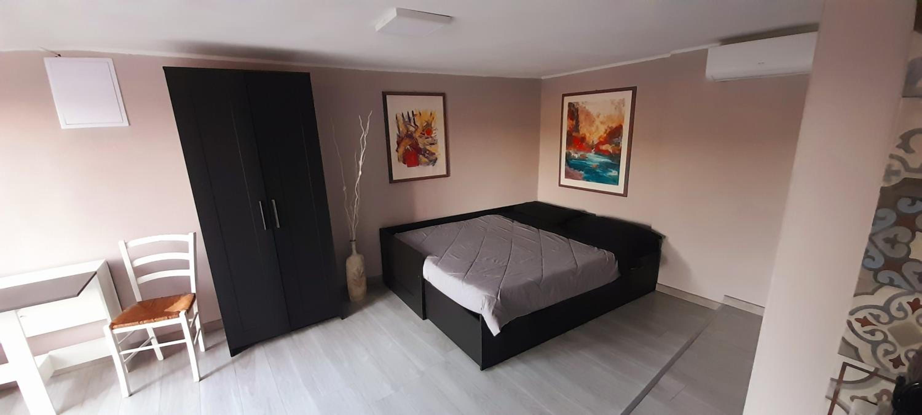 Double Room with Private Bathroom photo 2