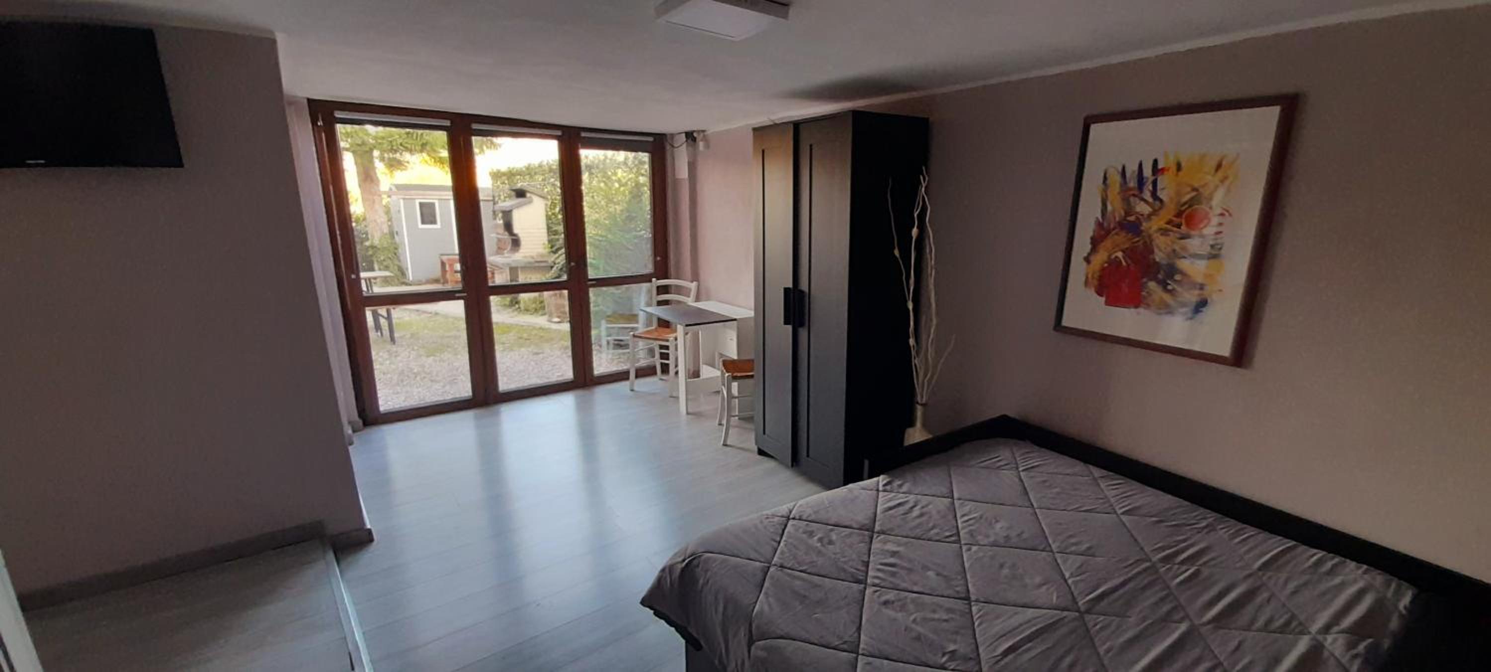 Double Room with Private Bathroom photo 1