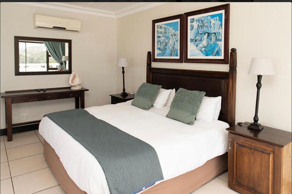 King Suite with Sea View photo 1