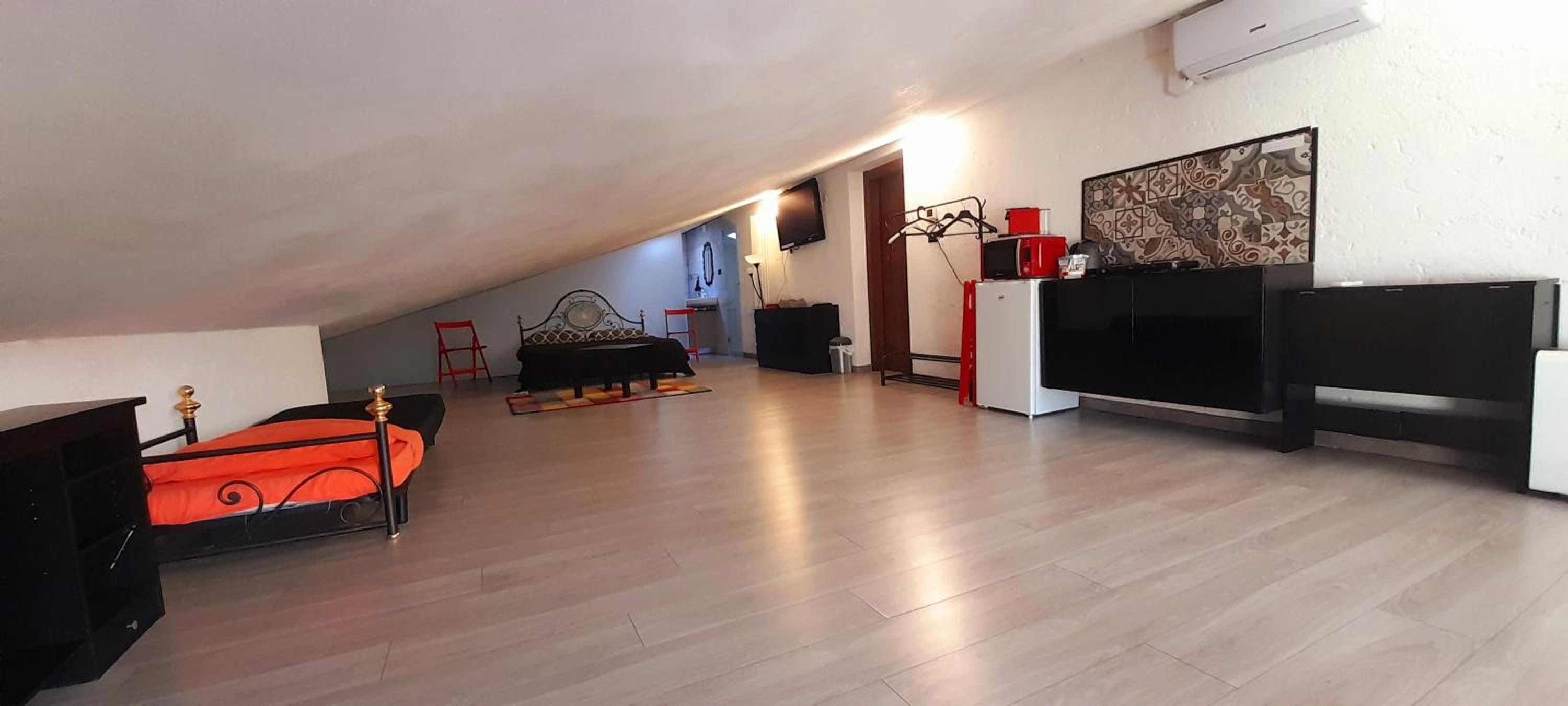 Triple Room with Private Bathroom photo 1
