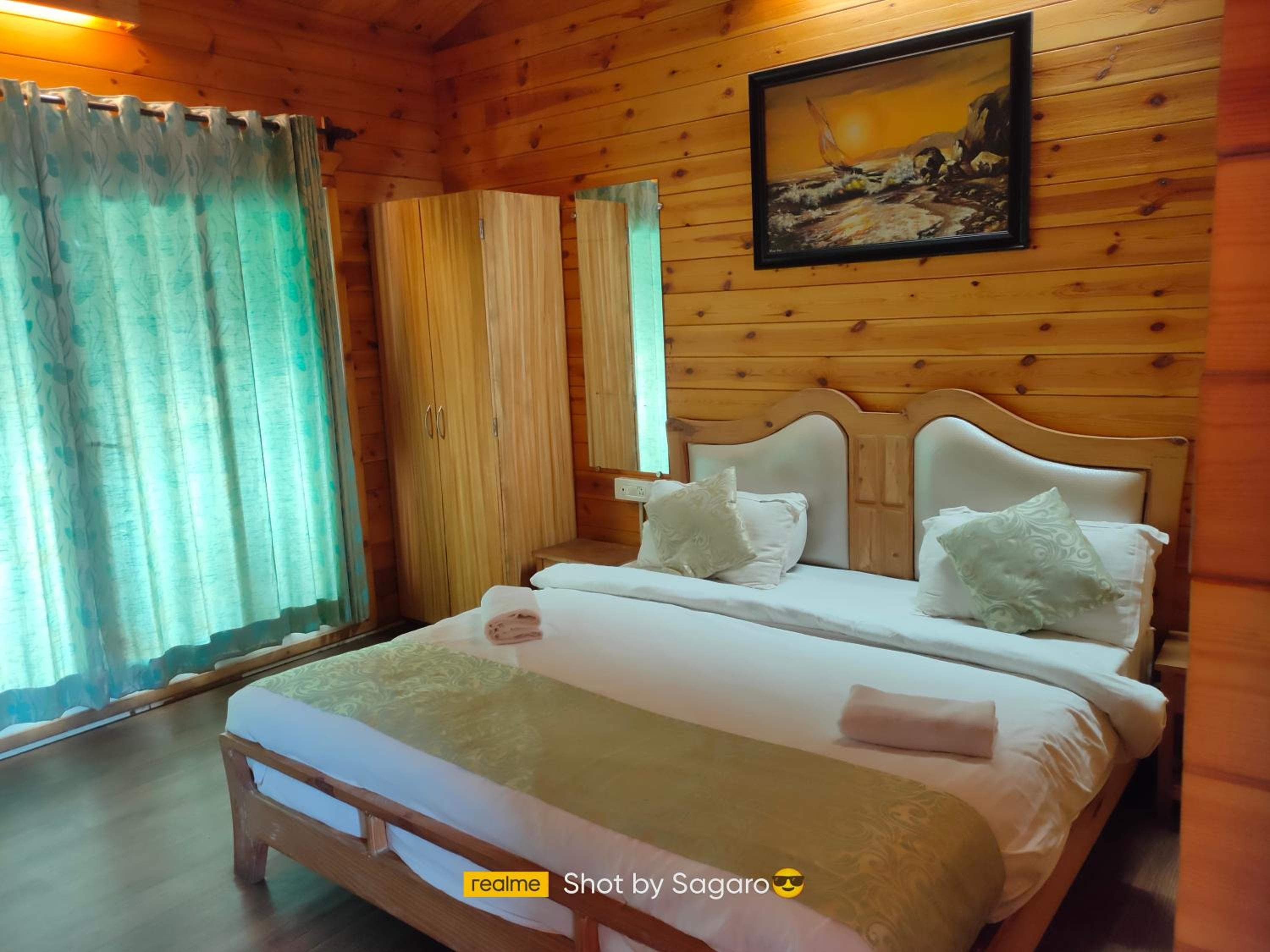 Superior Double Room - Photo 9