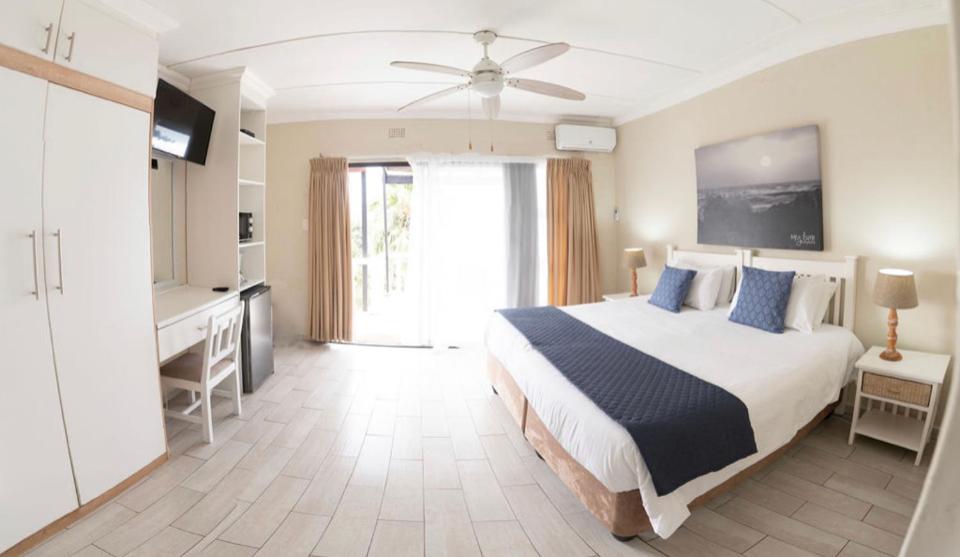 Double Room with Balcony and Sea View photo 1
