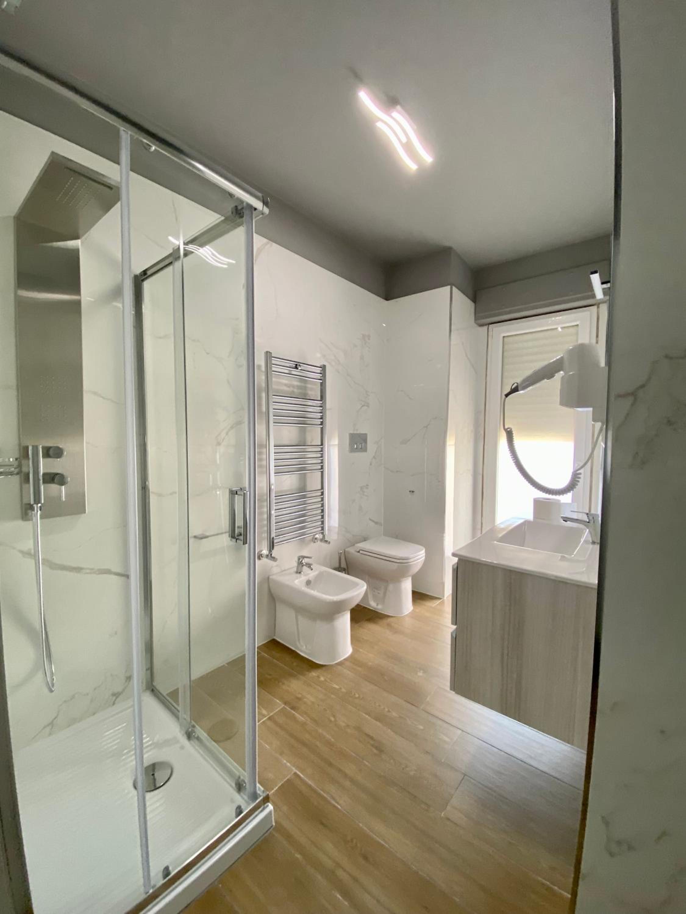 Triple Room with Private External Bathroom photo 2