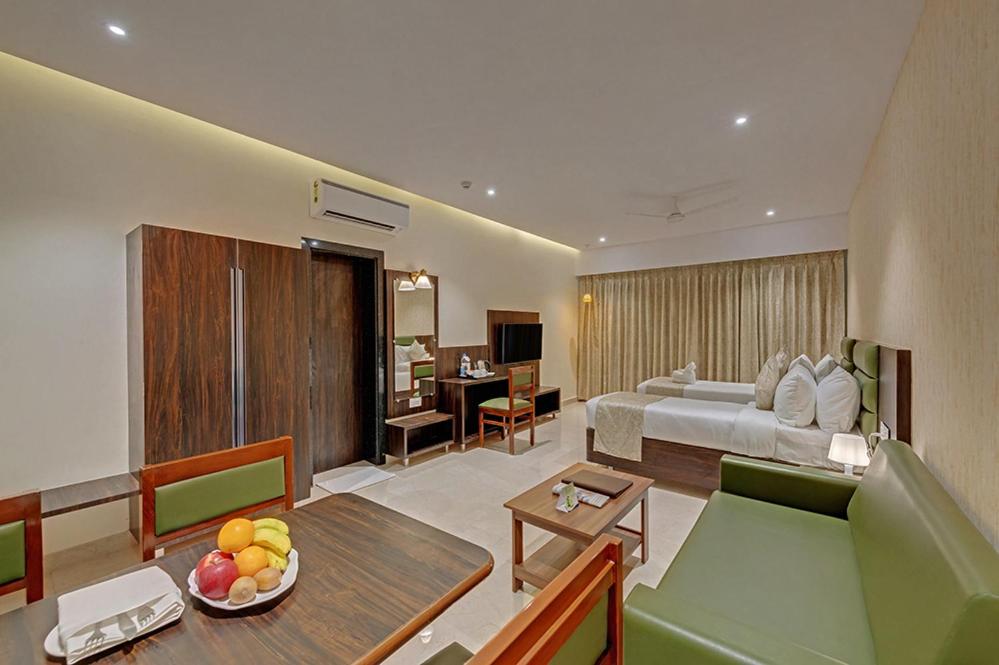 Deluxe Room - Photo 6