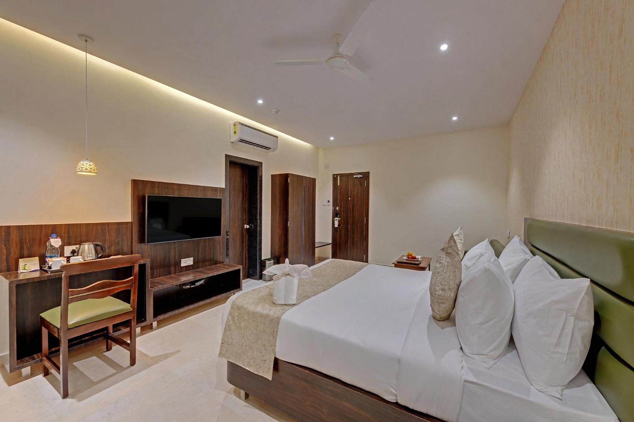 Deluxe Room - Photo 2