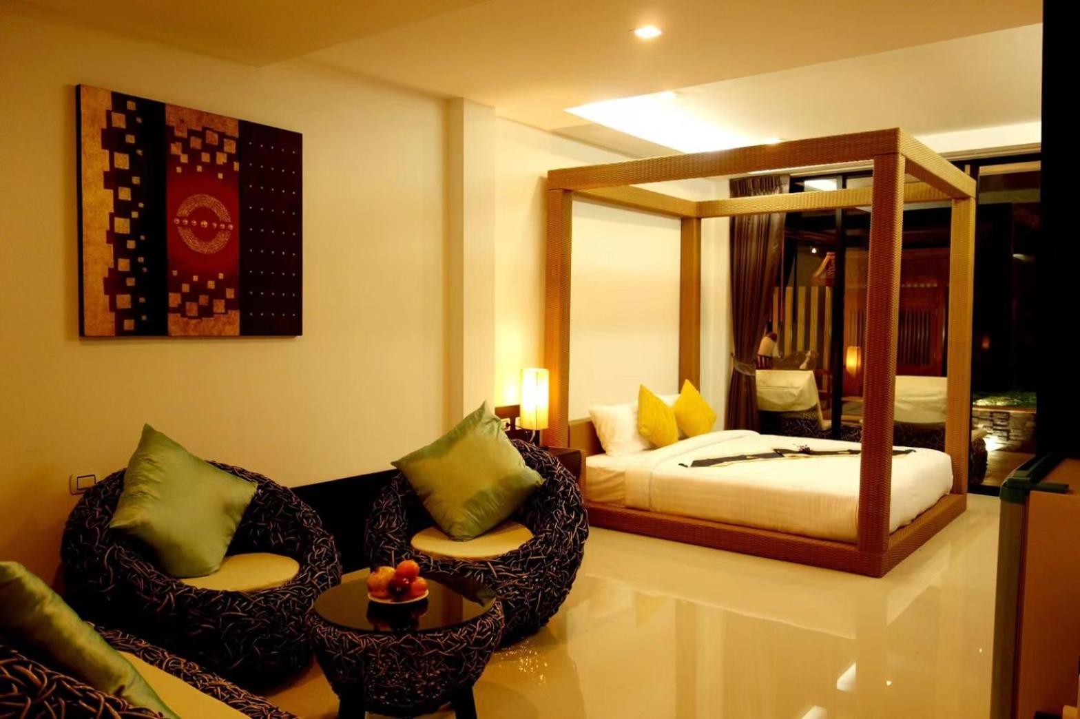 Deluxe Double or Twin Room with Pool Access - Photo 11