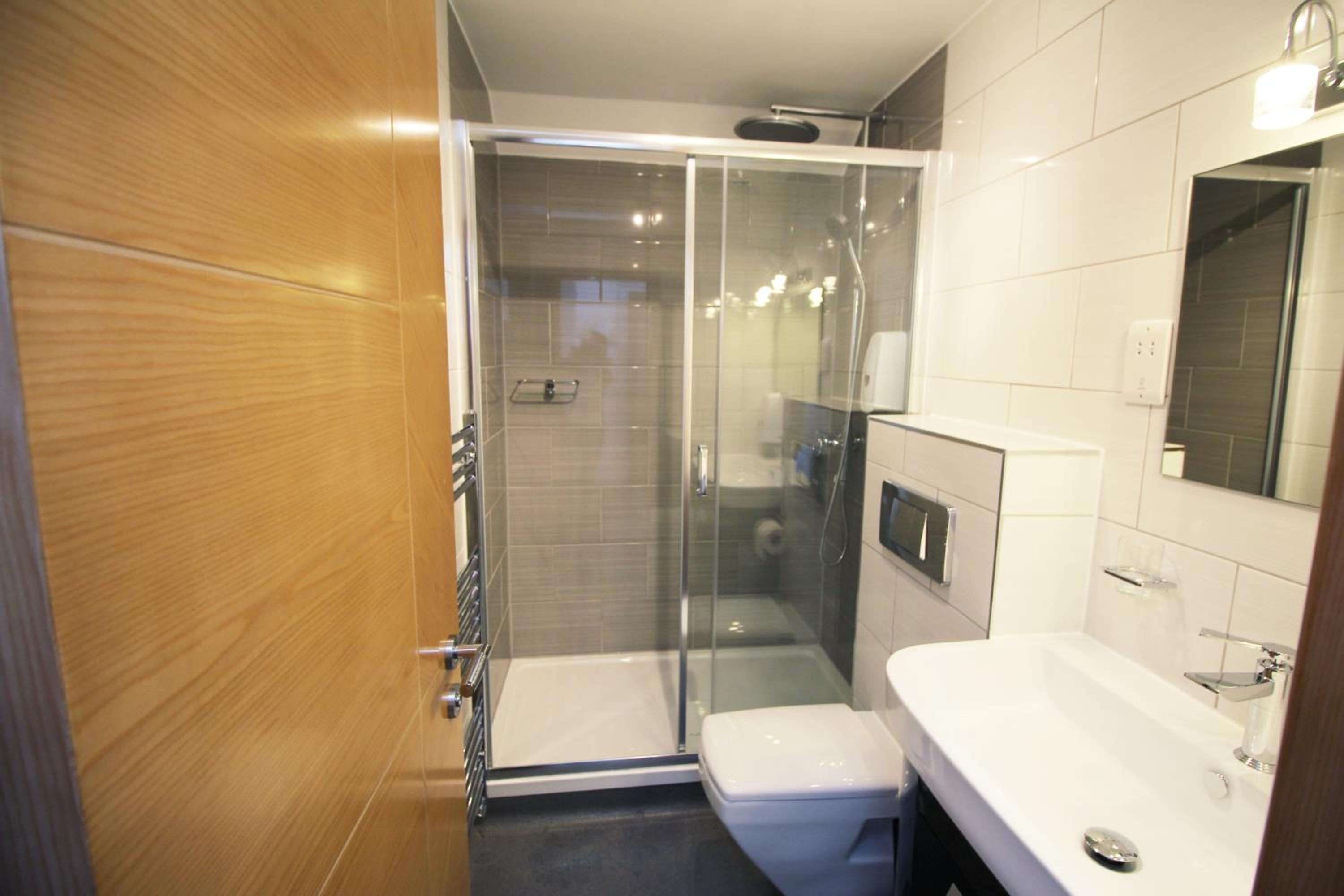 Double Room with Private Bathroom photo 3
