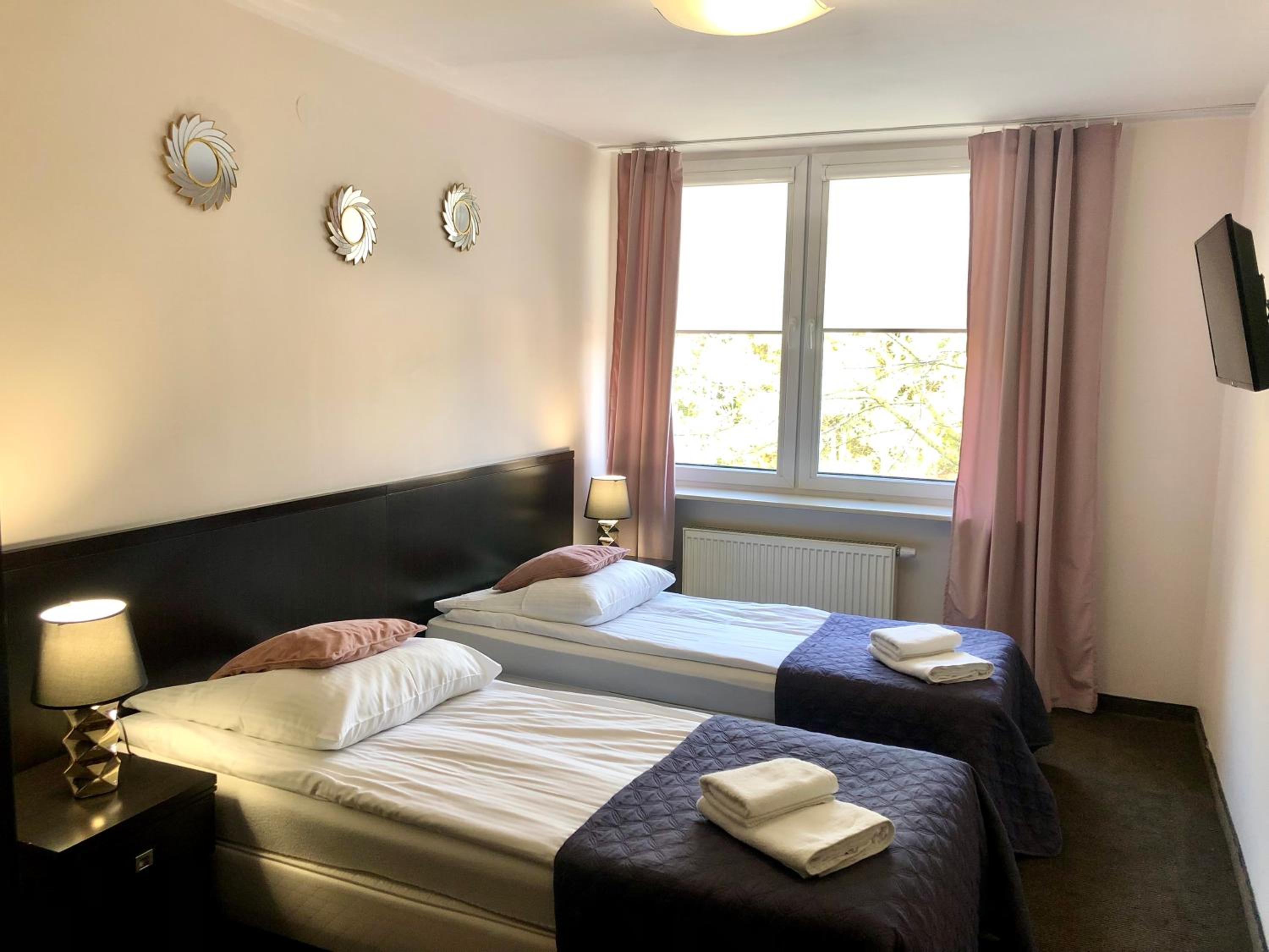 Twin Room - Photo 61