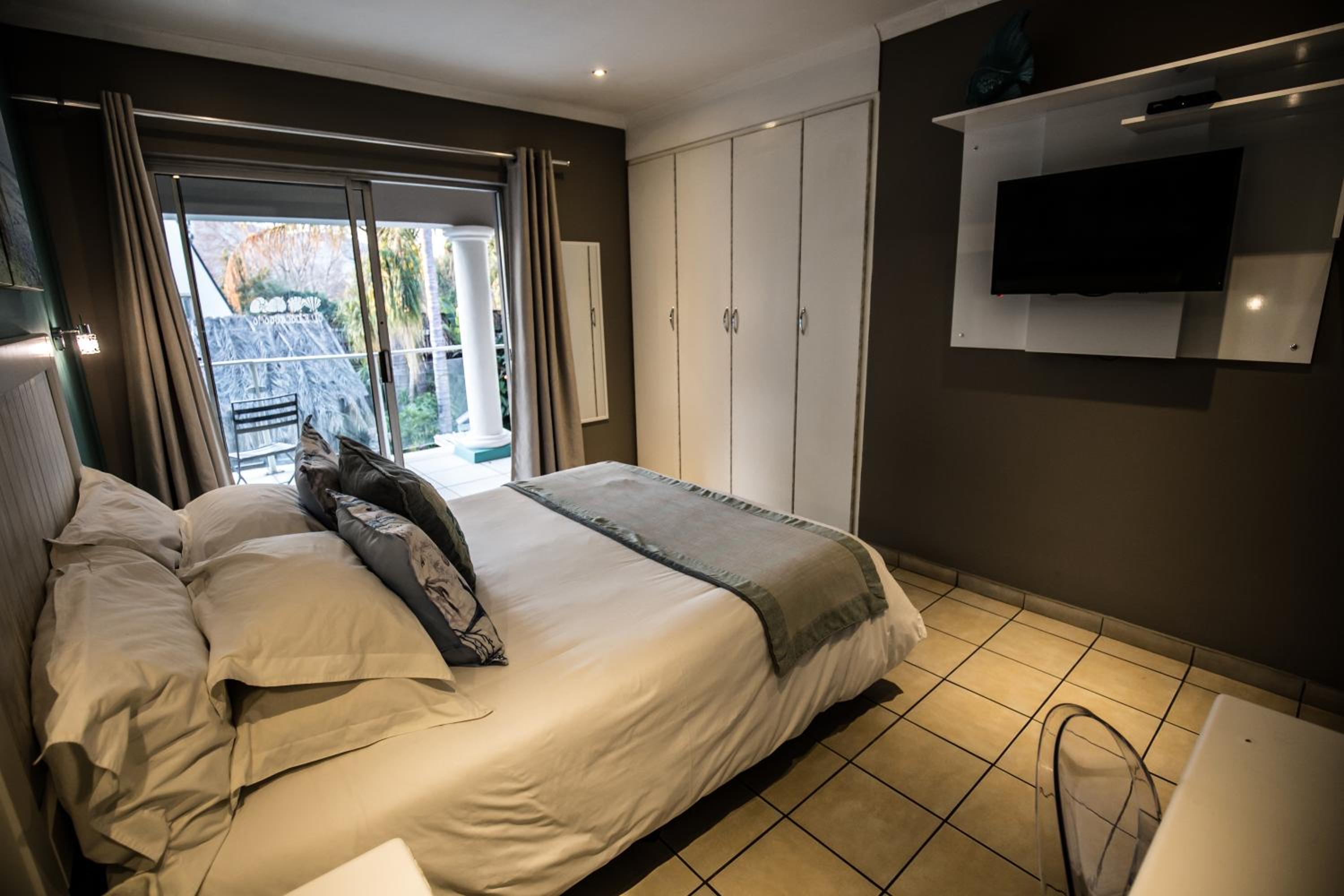 Economy Double Room - Photo 4