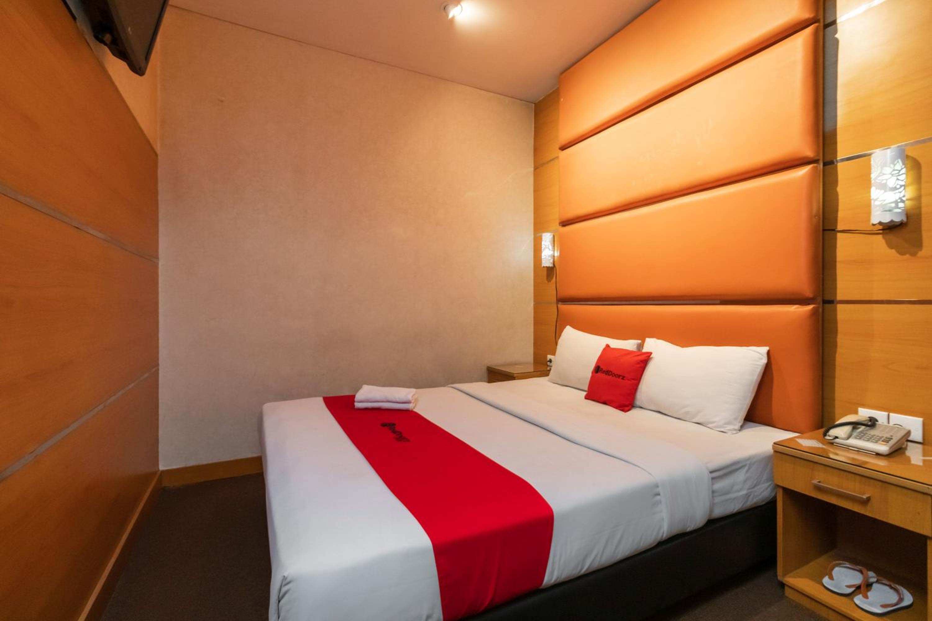 Standard Double Room - Photo 6