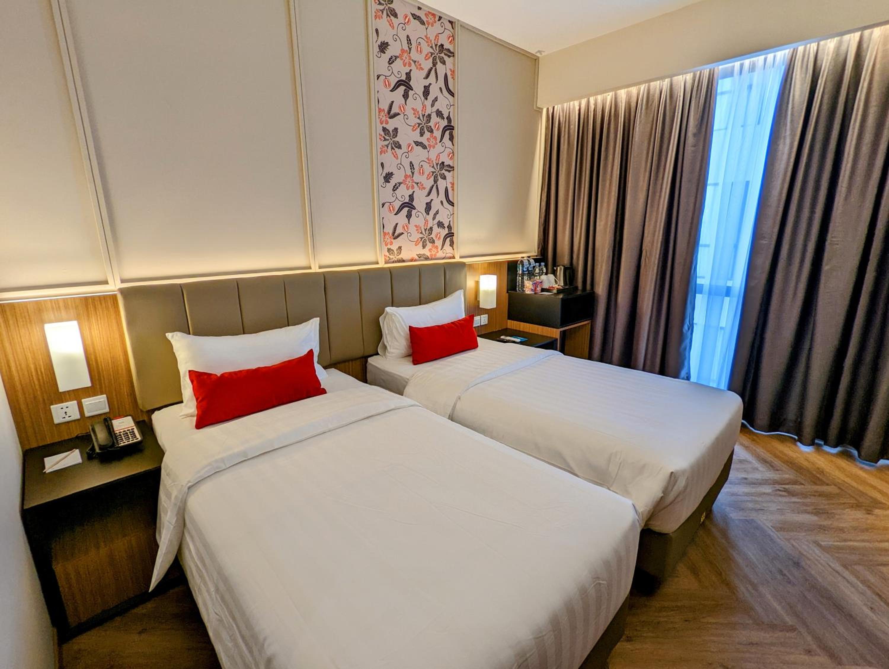 Superior Twin Room - Photo 1