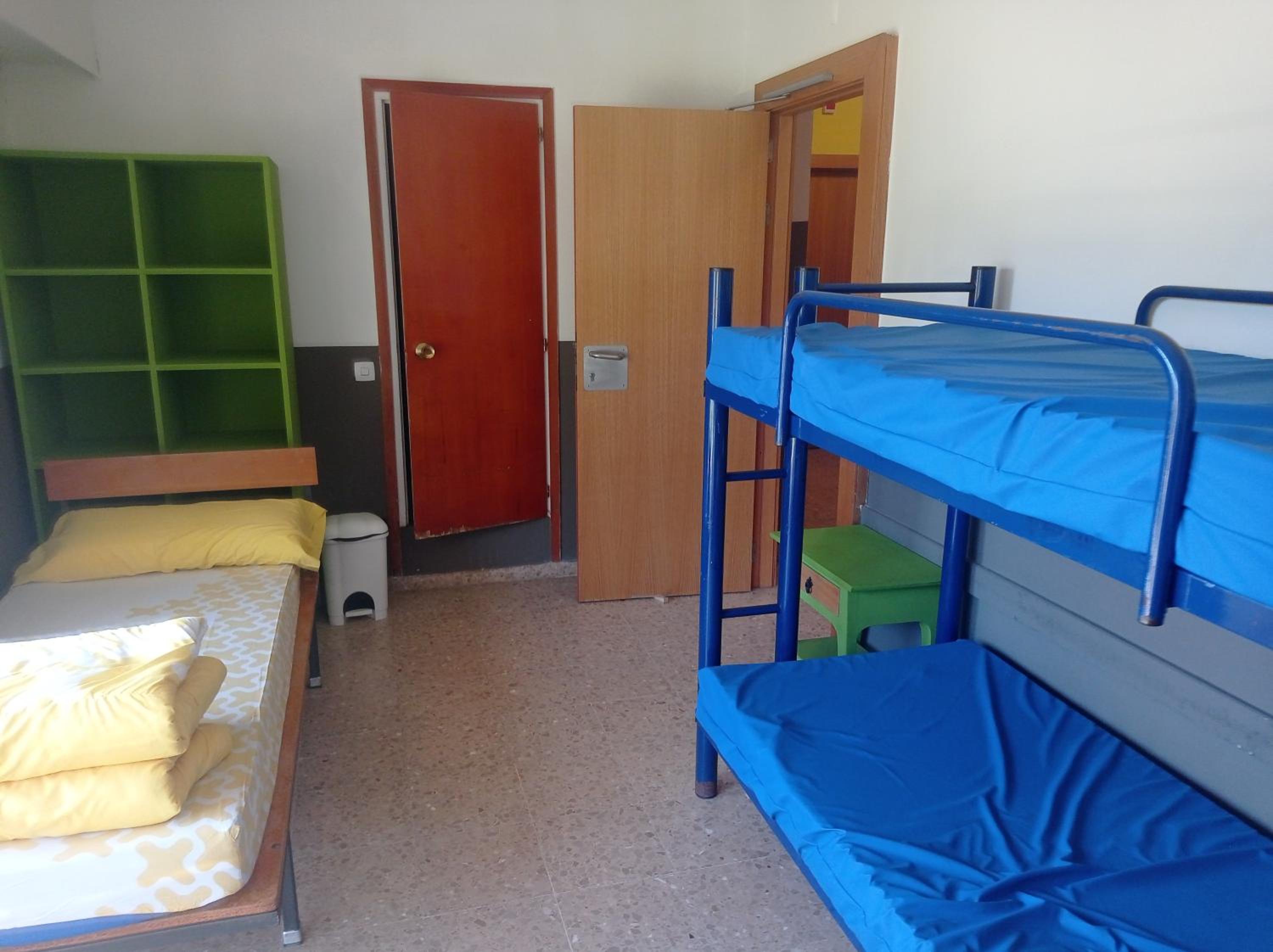 Habitación Triple con Baño Privado