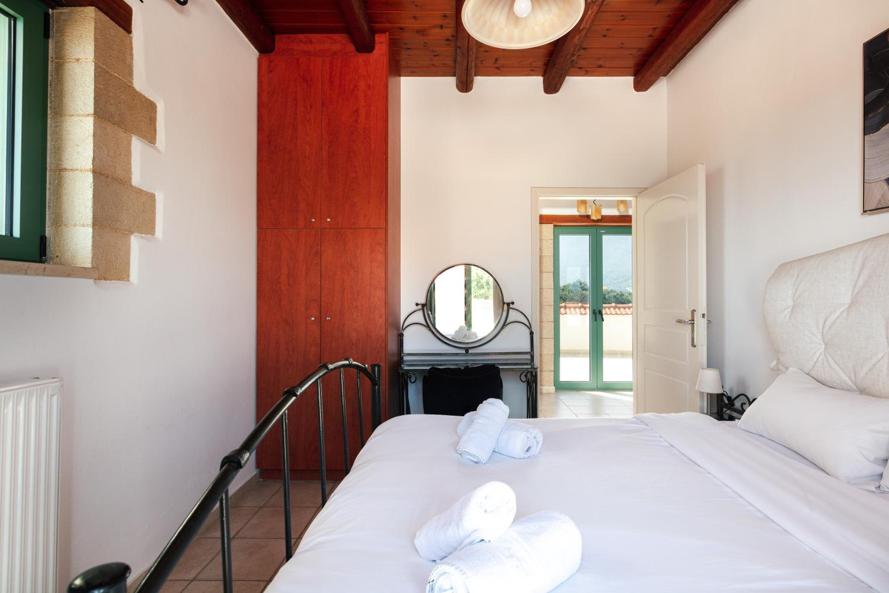 Villa photo 1
