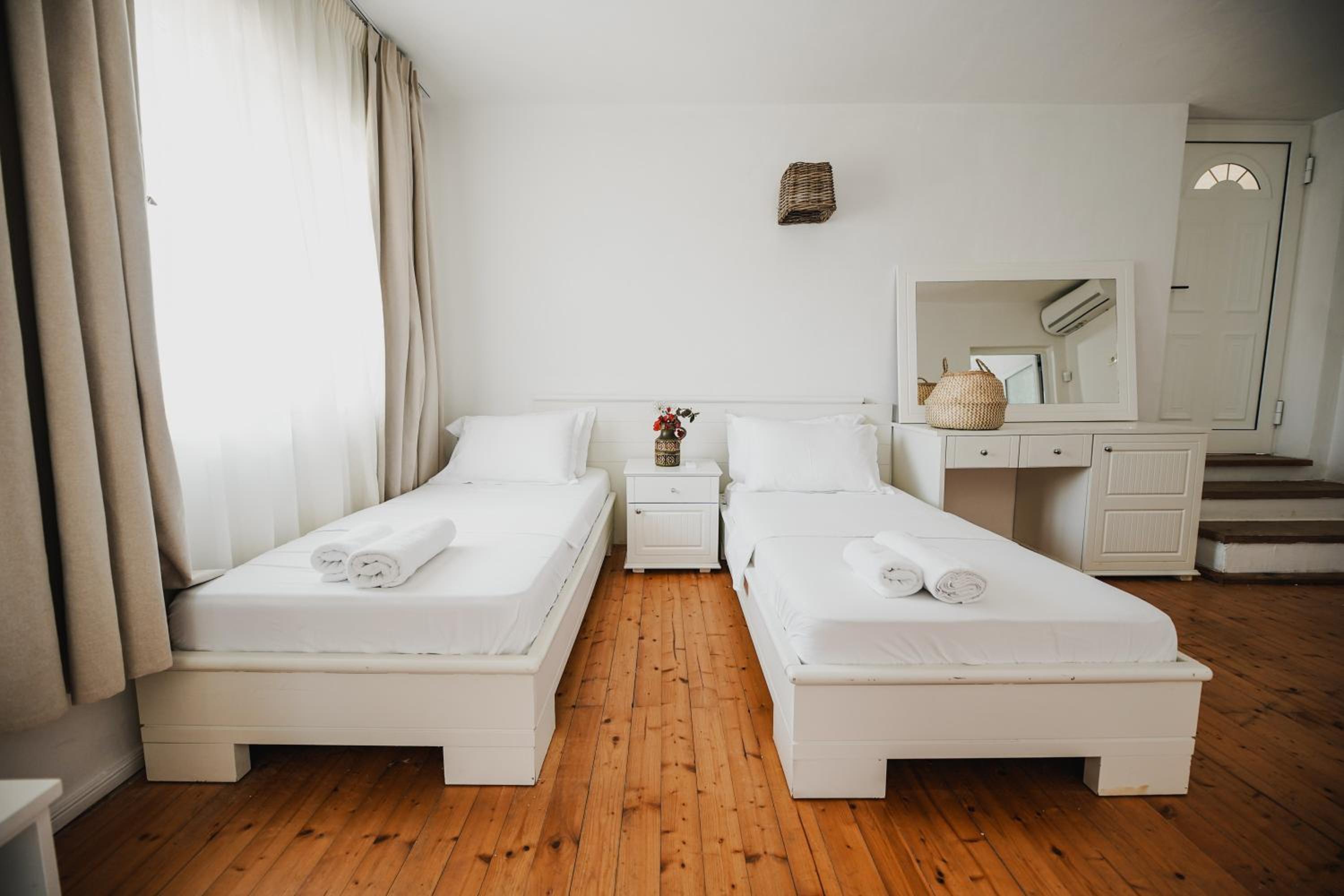 Quadruple Room photo 2
