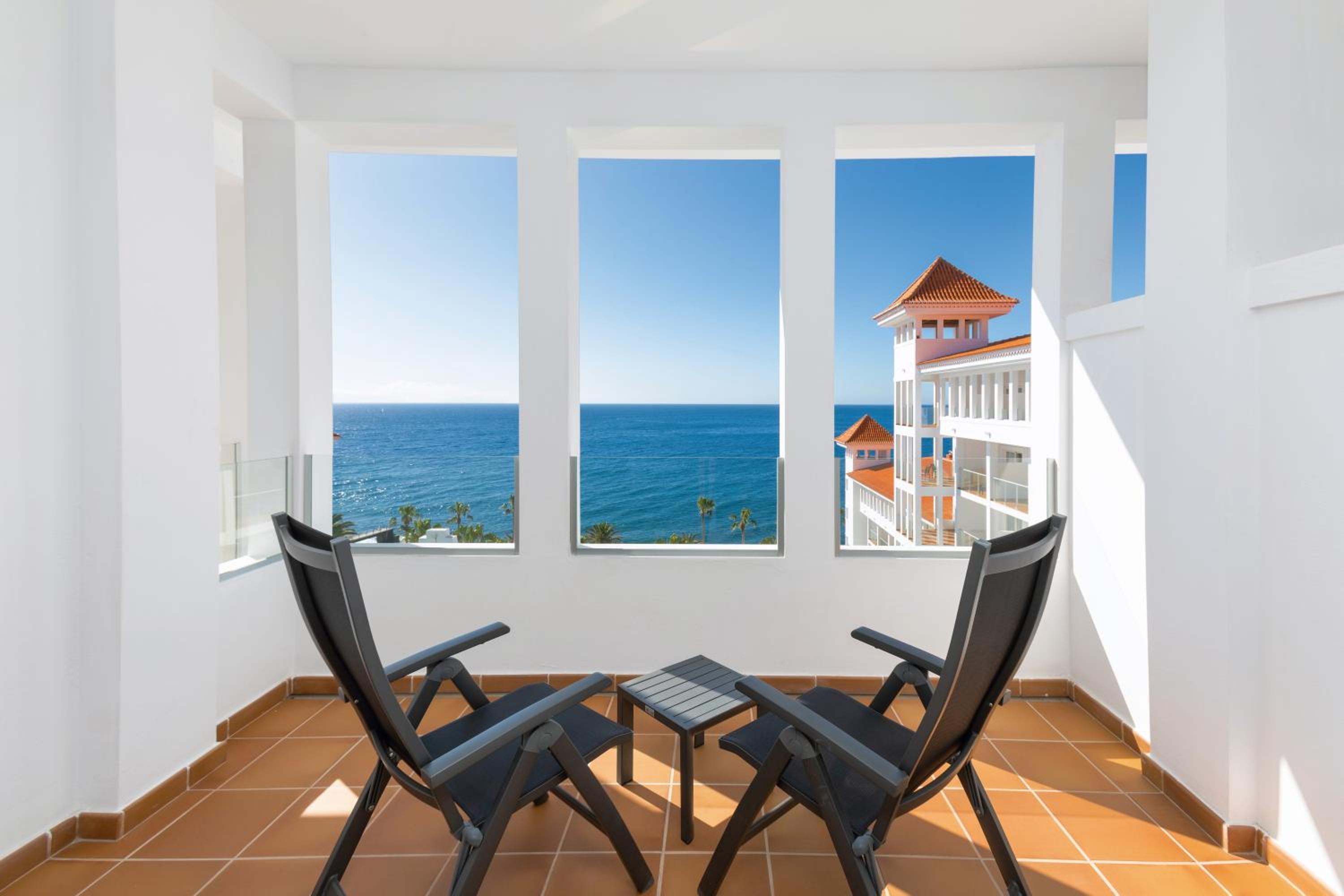 Double Room with Sea View photo 3