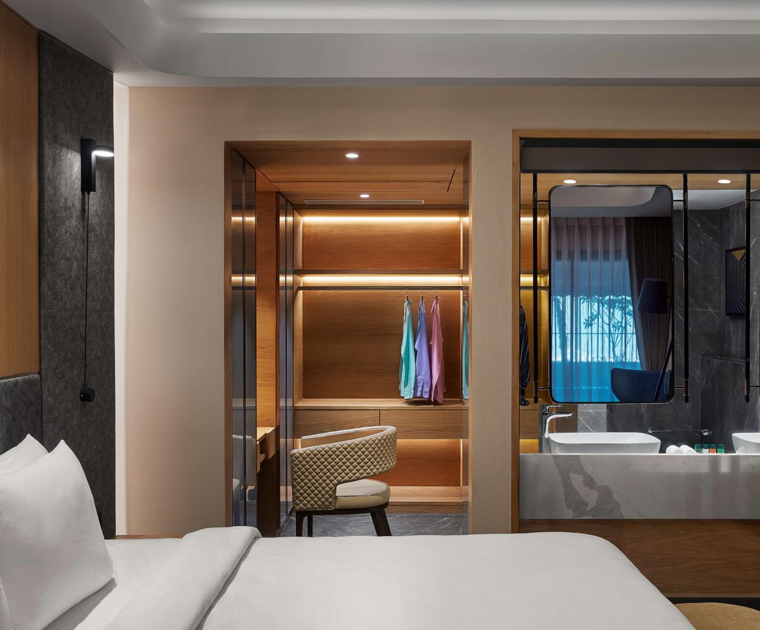 King Suite