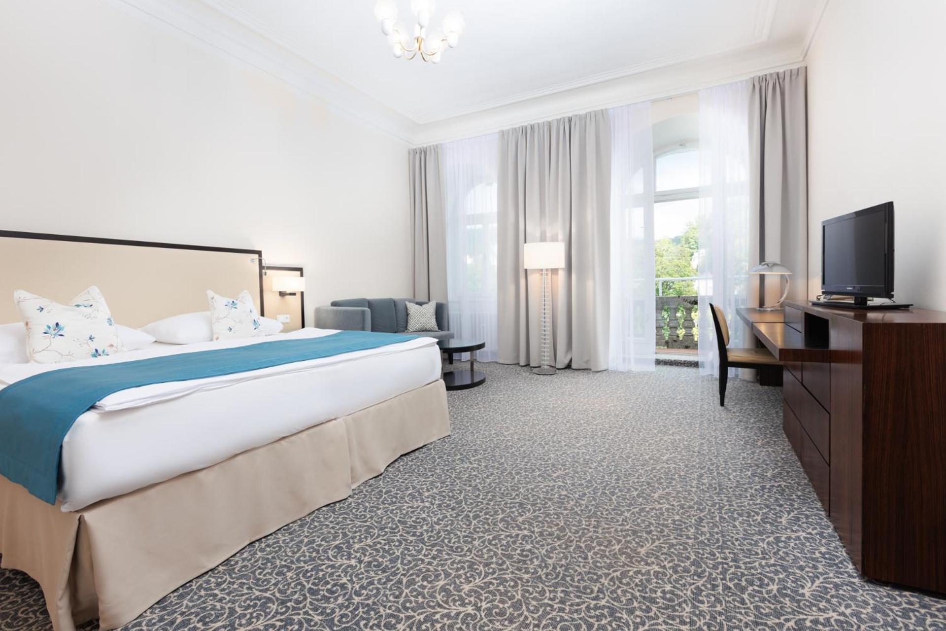 Deluxe Double or Twin Room with Balcony