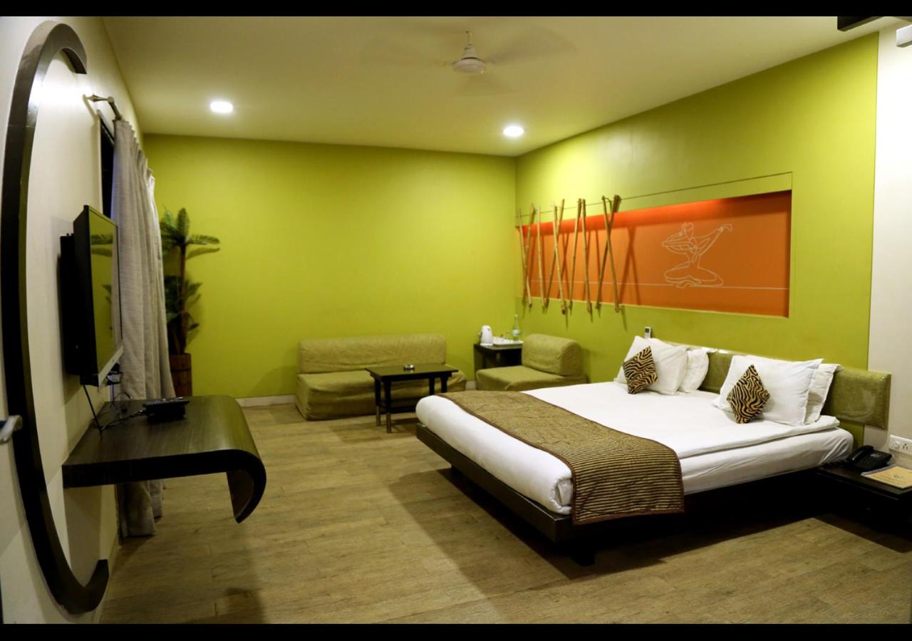 Standard Queen Room - Photo 4