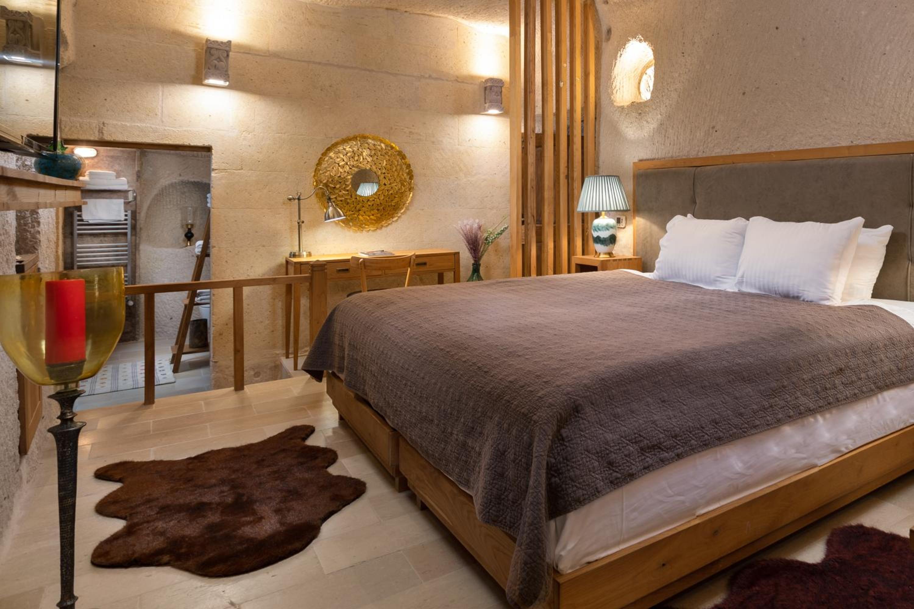 Superior Double or Twin Room photo 3