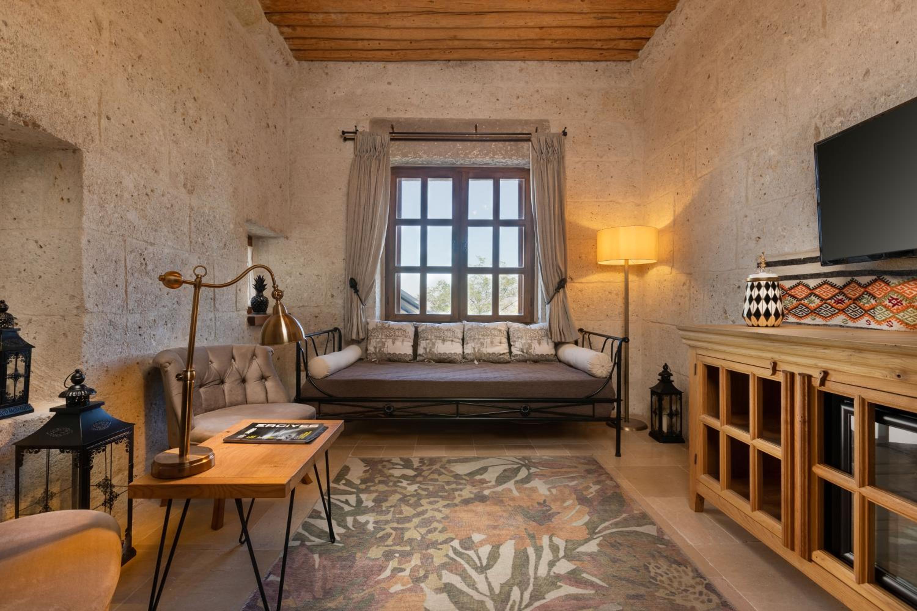 Queen Hammam Suite