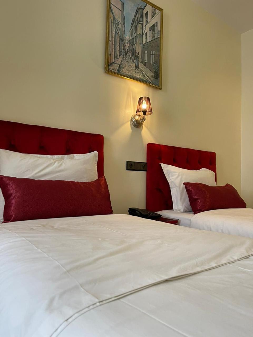 Double Room with Two Single Beds