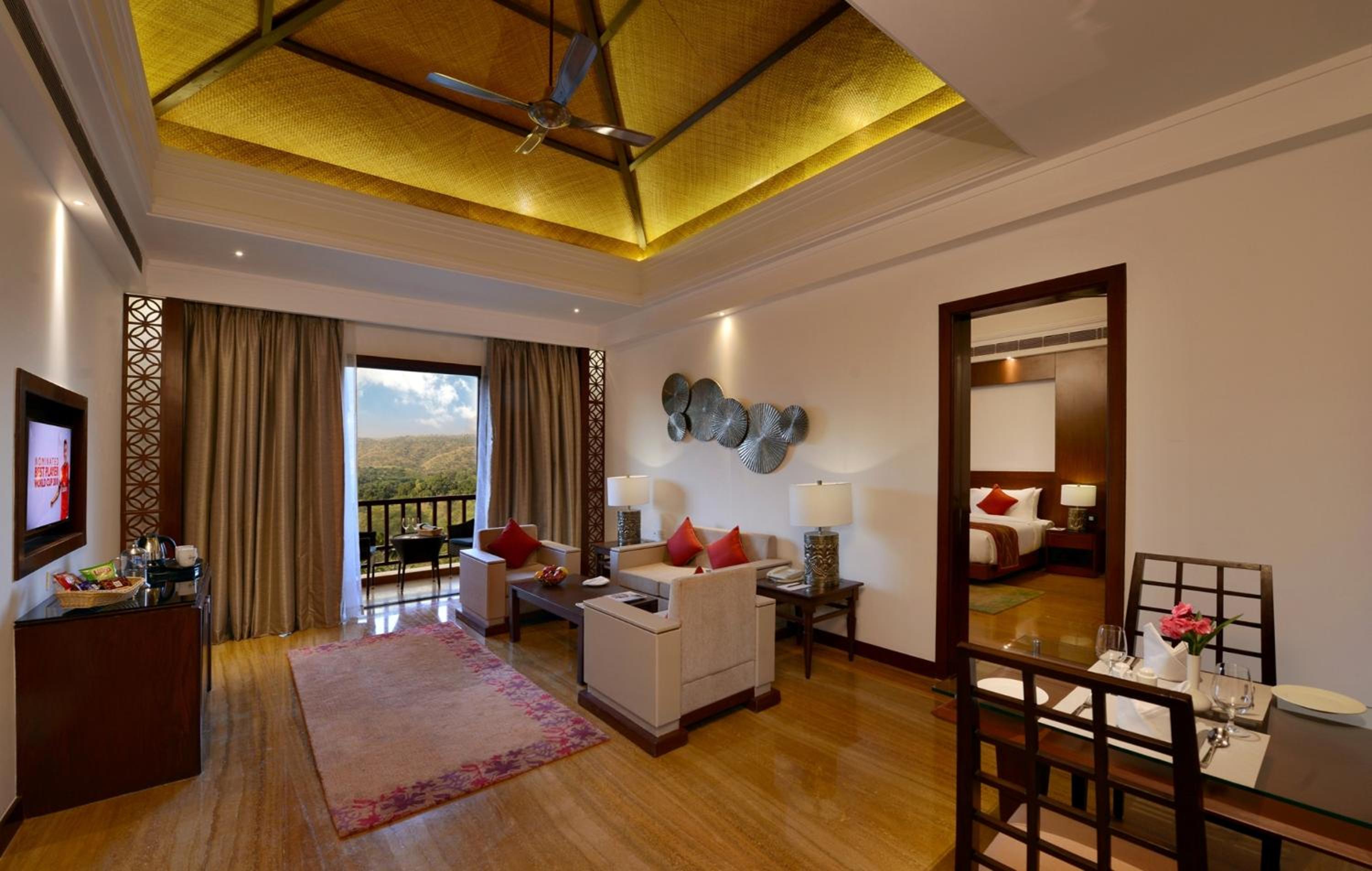 Executive Suite – 15% off on Buffet, 20% off on Spa and Laundry, Happy Hours from 11 AM to 7 PM Executive Suite – 15% off on Buffet, 20% off on Spa and Laundry, Happy Hours from 11 AM to 7 PM
