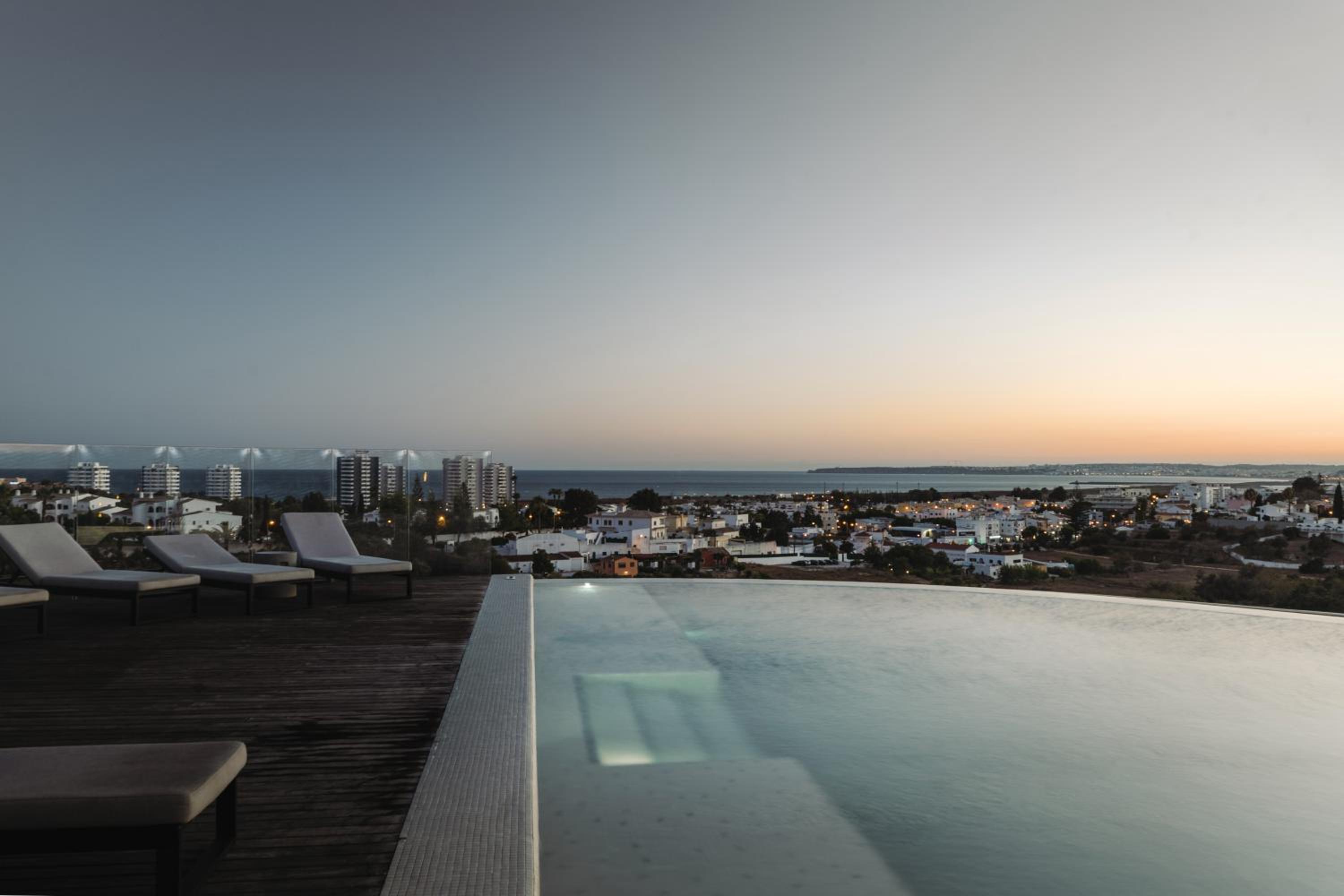 Suite with Balcony and Partial Sea View - Spa Access - Photo 1