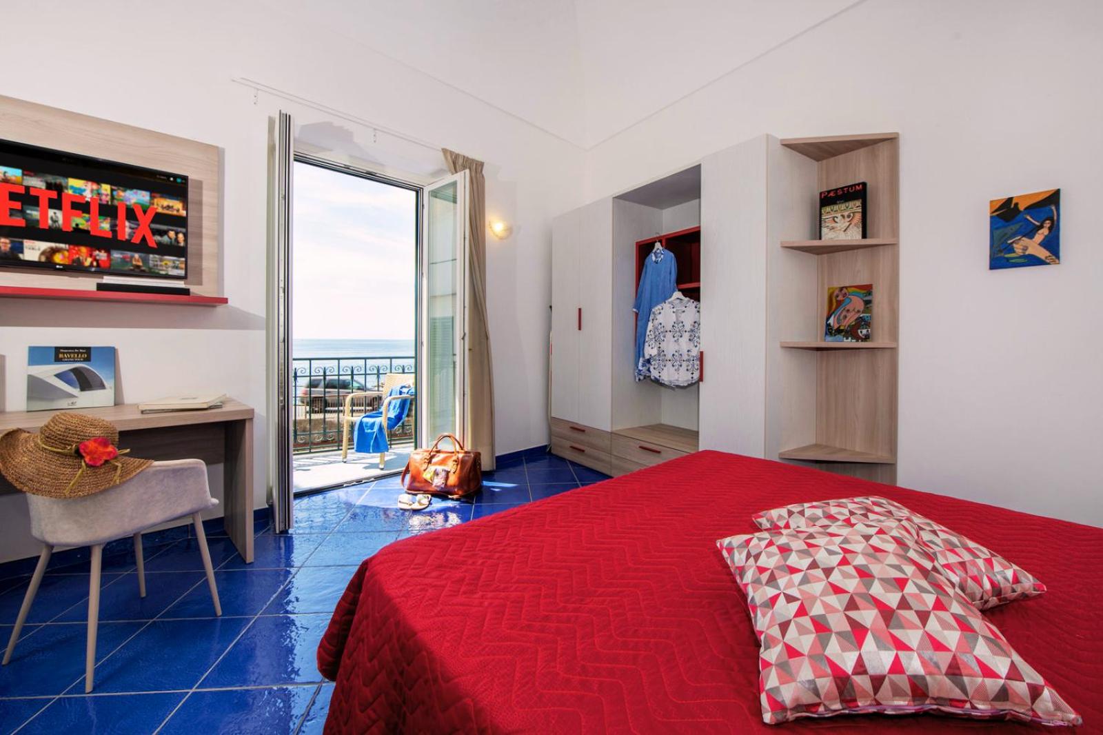 Two-Bedroom House photo 2