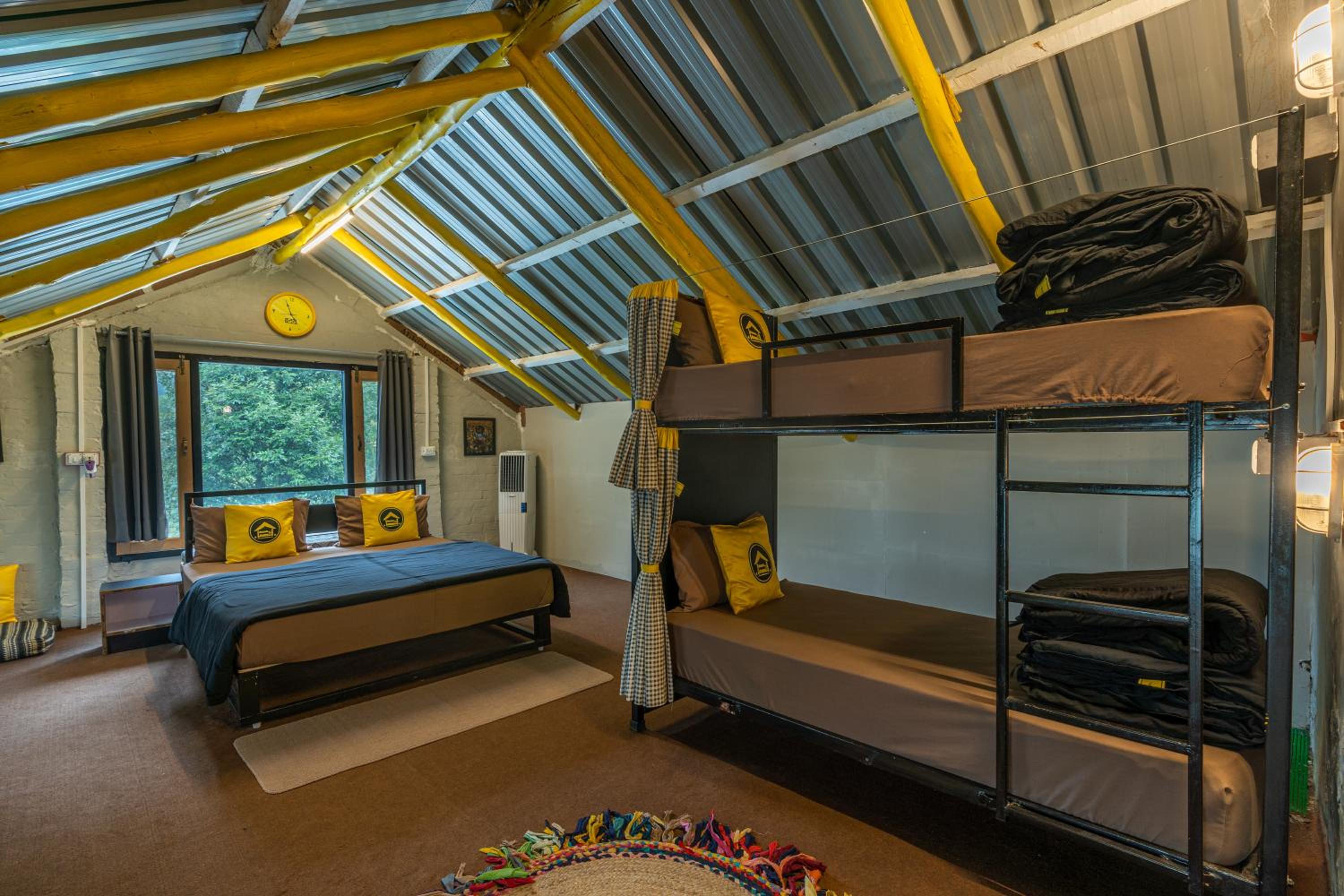 Deluxe Quadruple Attic x A Block - Photo 4