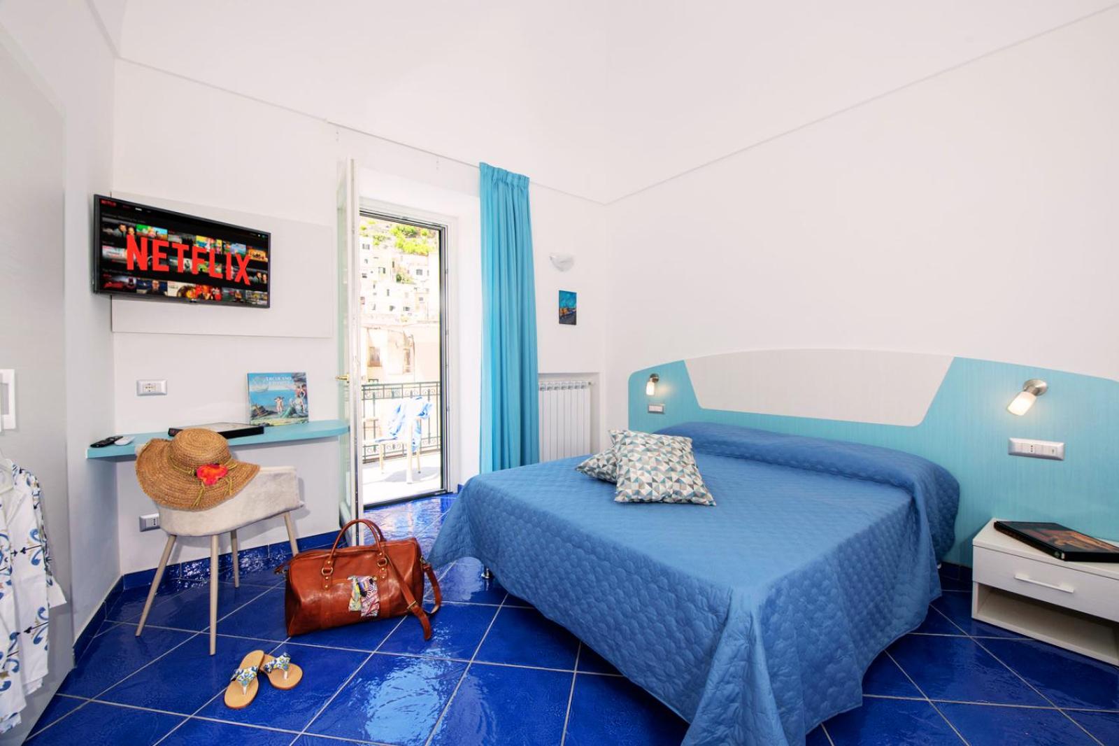 Two-Bedroom House photo 3