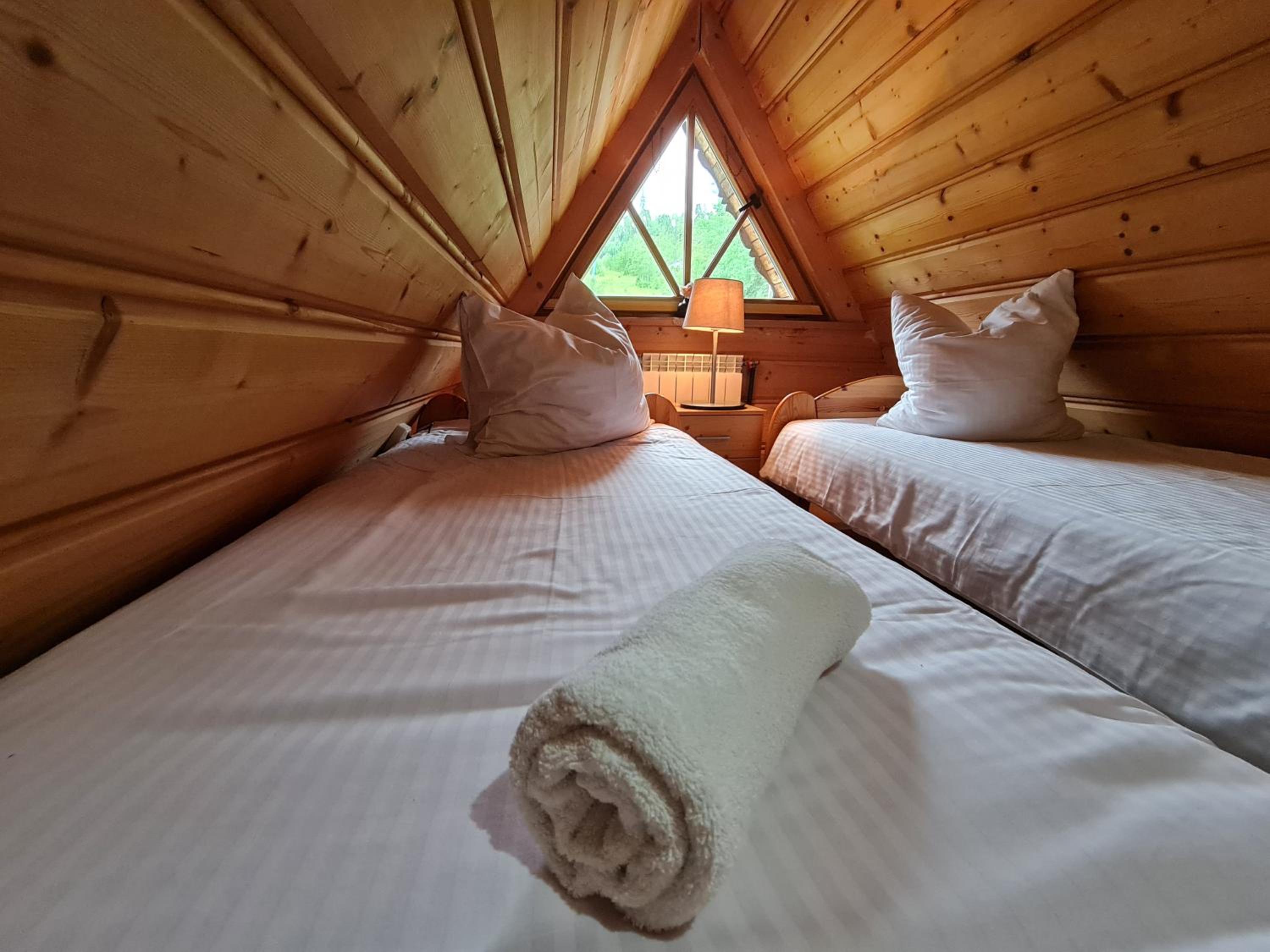Superior Quadruple Room - Photo 6