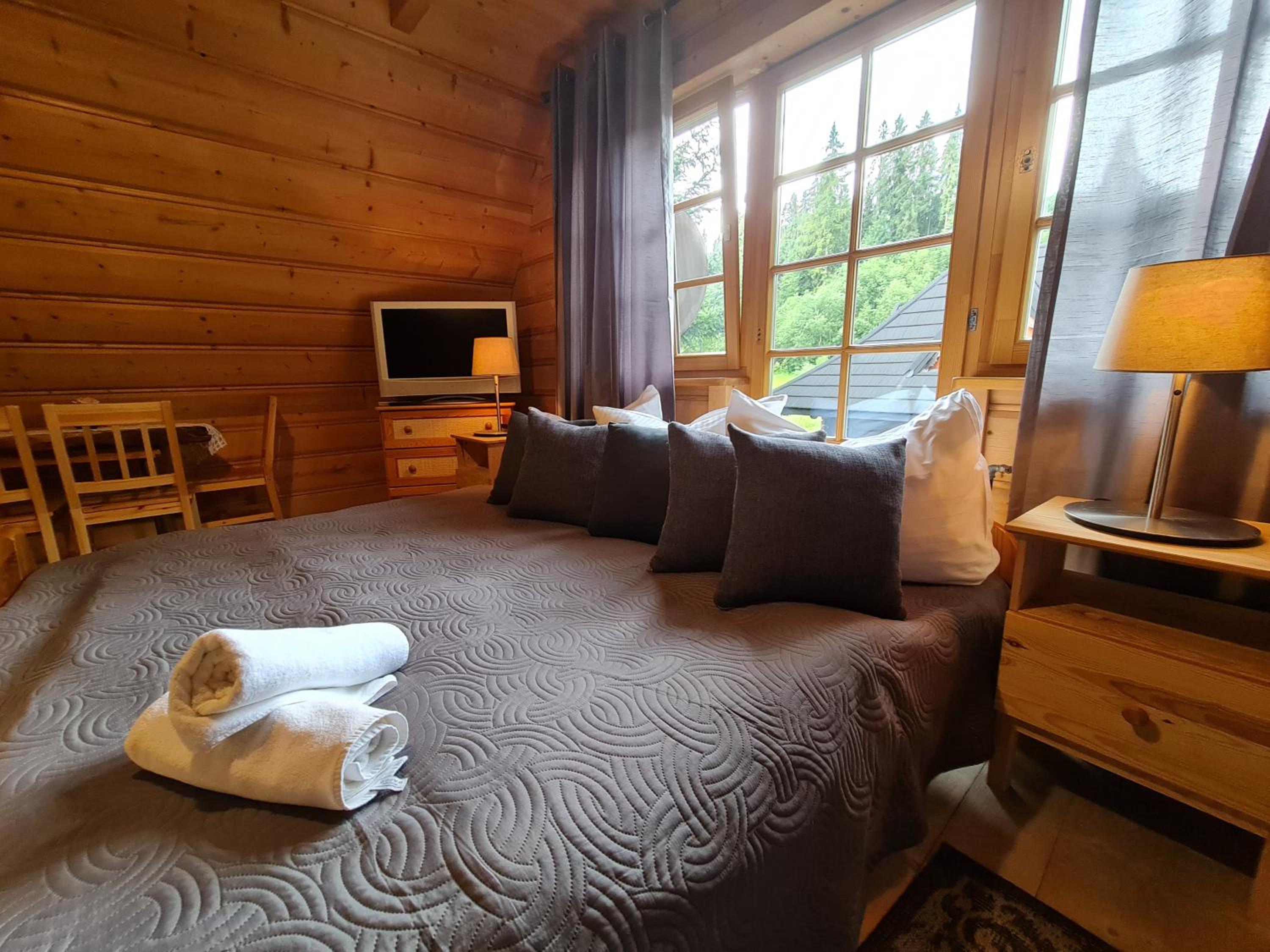 Double Room - Photo 5