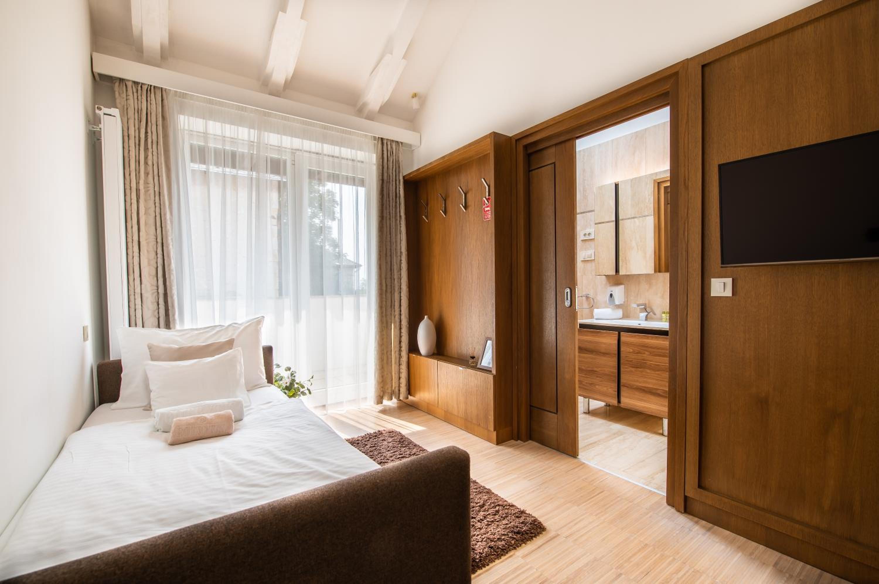 Single Room photo 1