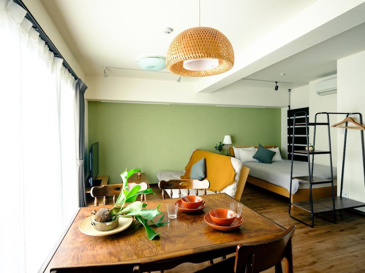 Studio Apartment