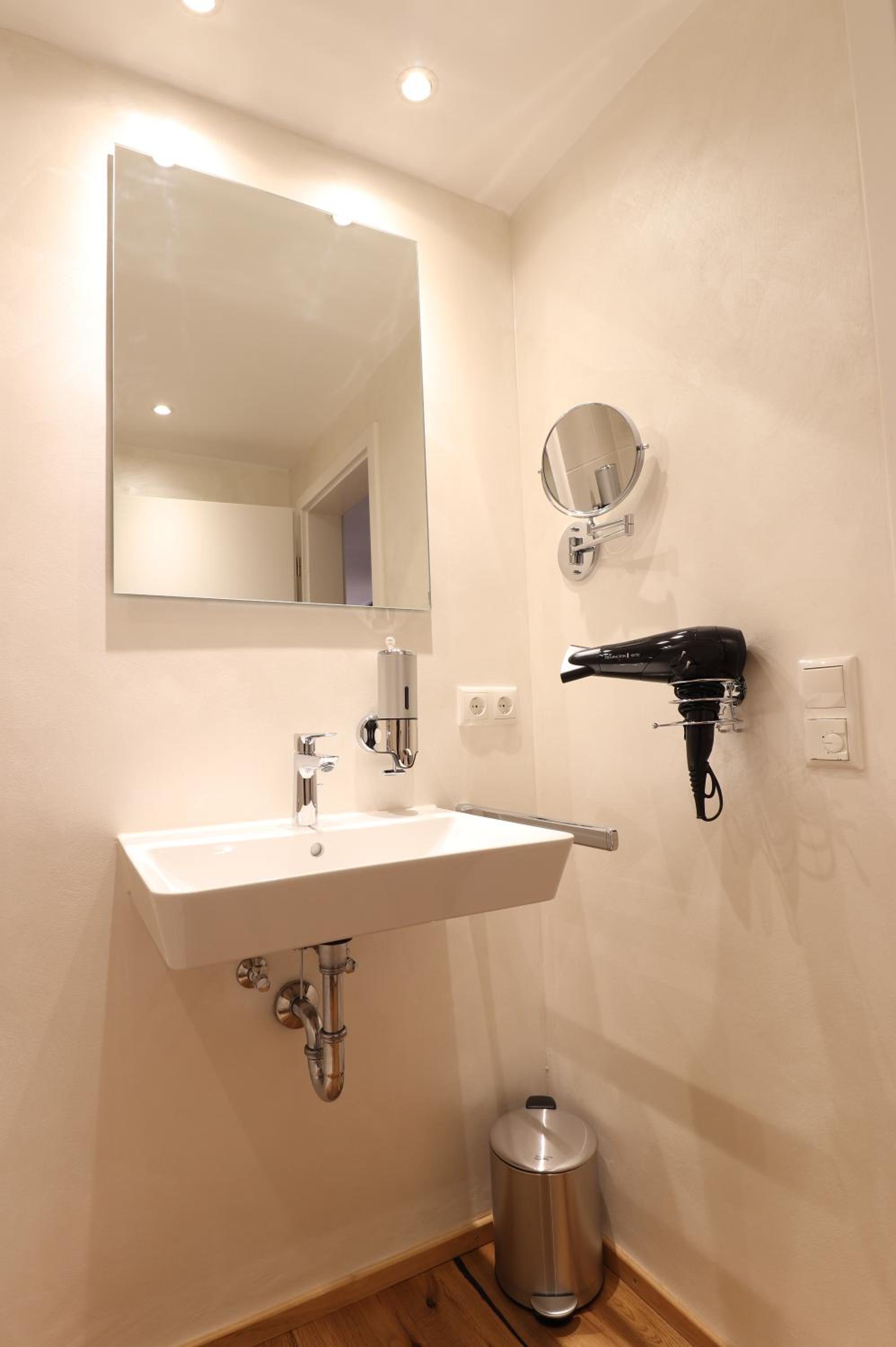 Budget Triple Room photo 3