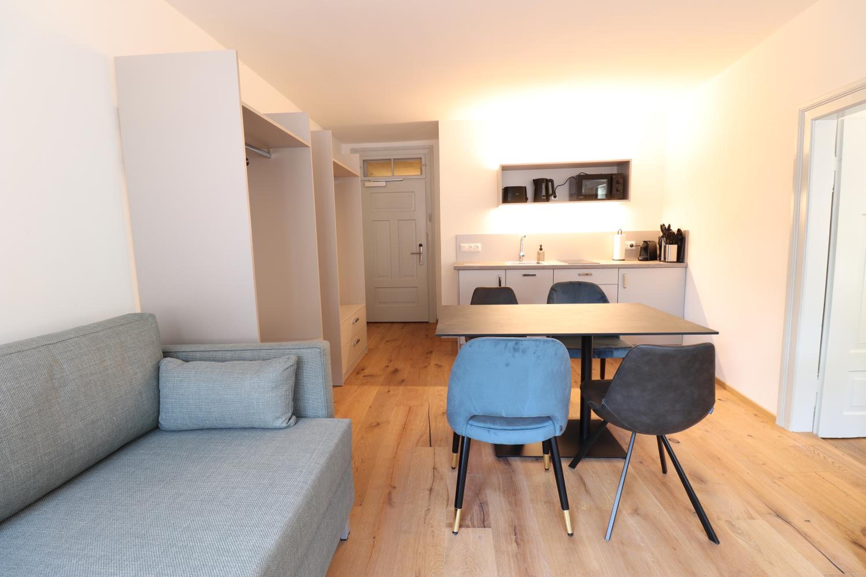 Superior Quadruple Room photo 2