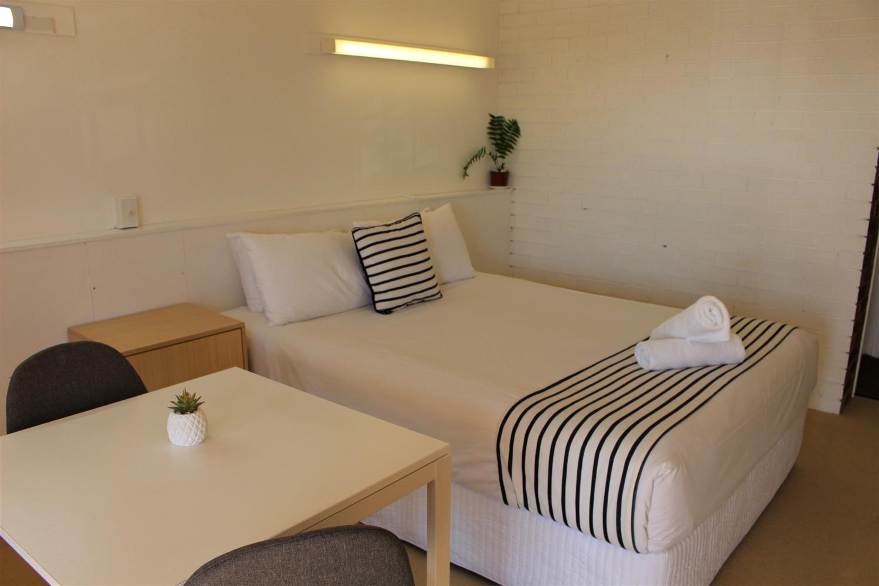 Triple Room - Photo 14