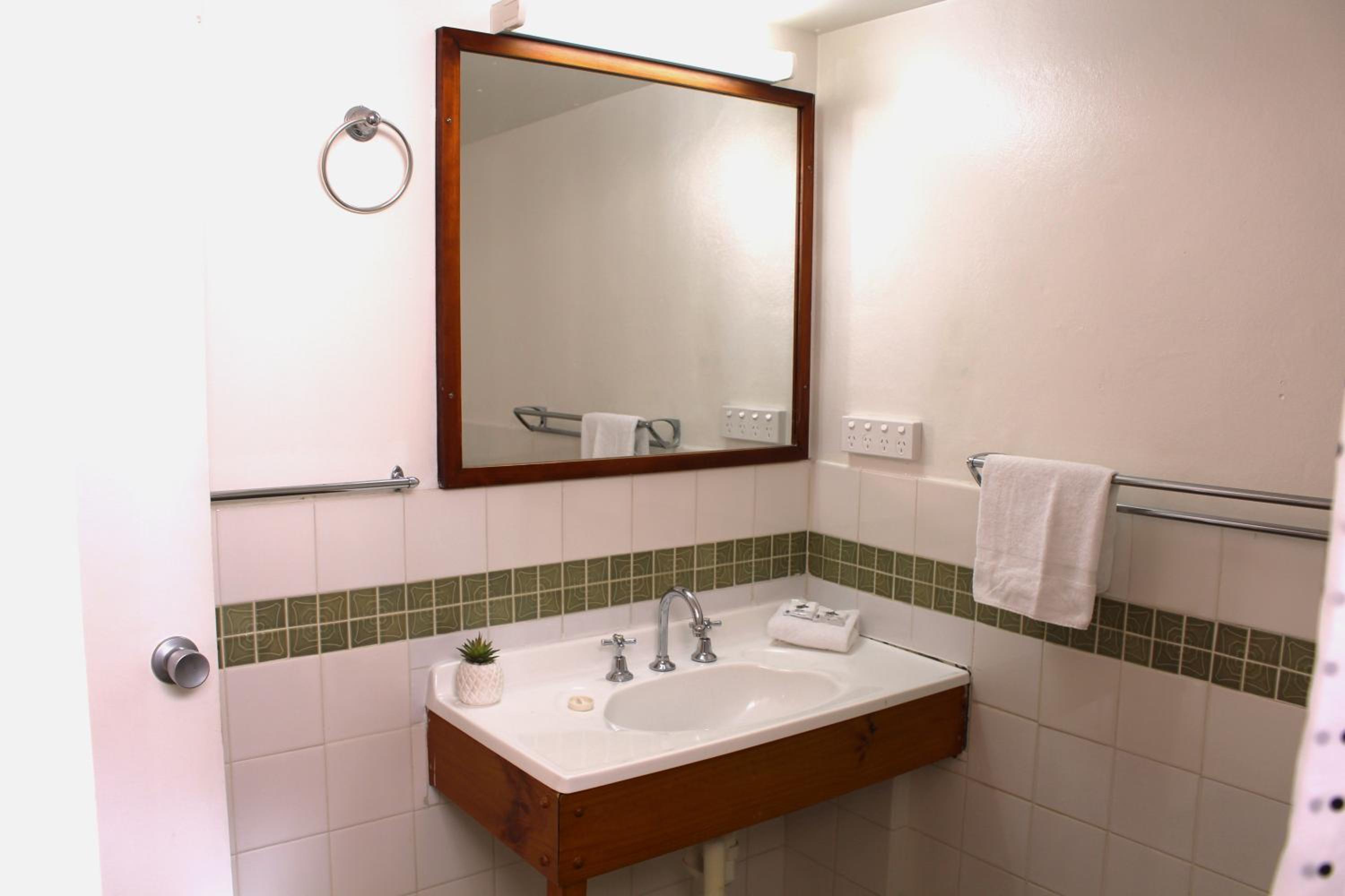 Triple Room - Photo 18